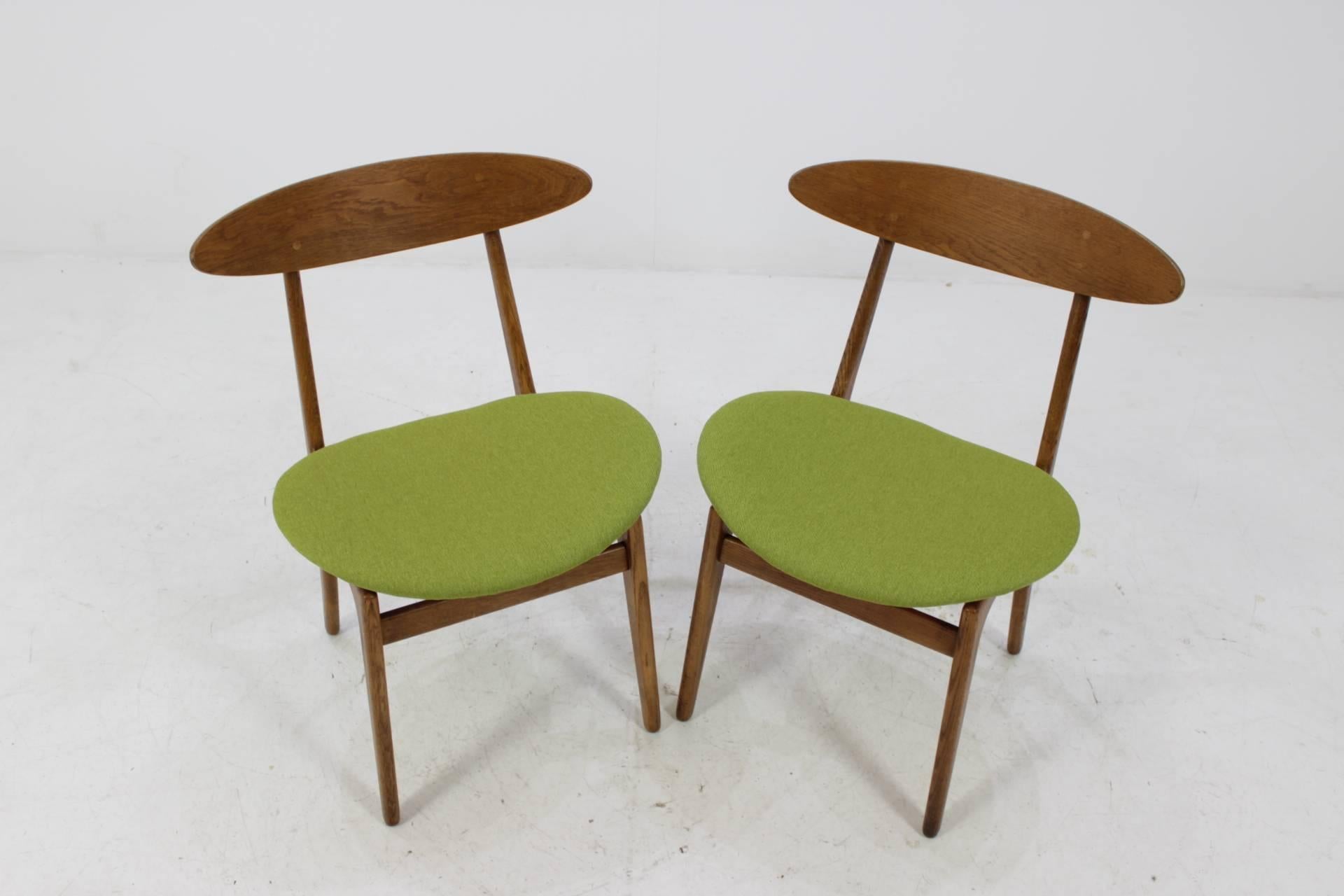 Mid-20th Century Pair of Scandinavian Oak Chair, 1960