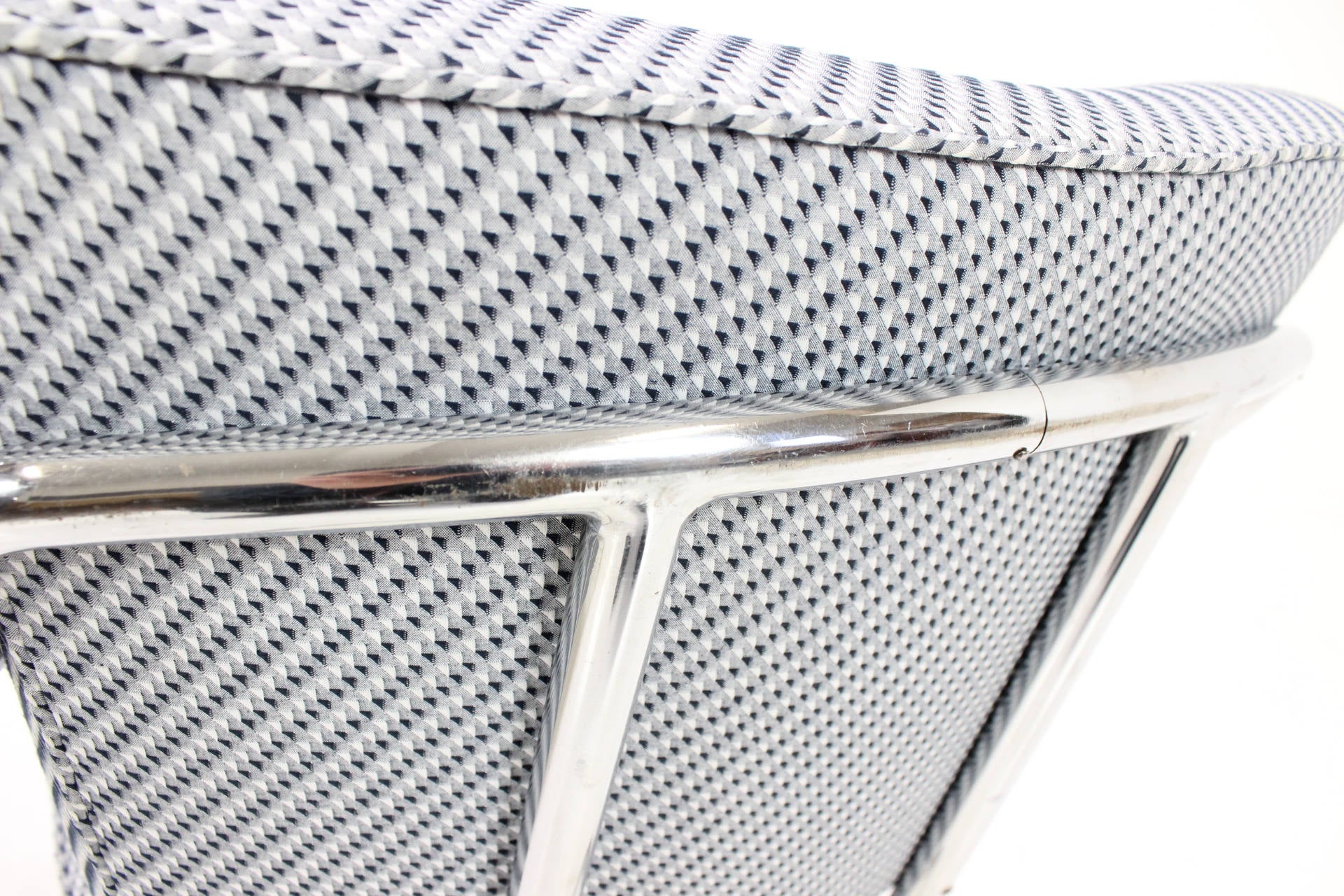 Pair Of 1930 Bauhaus Tubular Steel Armchairs By M Cke Pair Of 1930 Bauhaus Tubular Steel Armchairs By M Cke