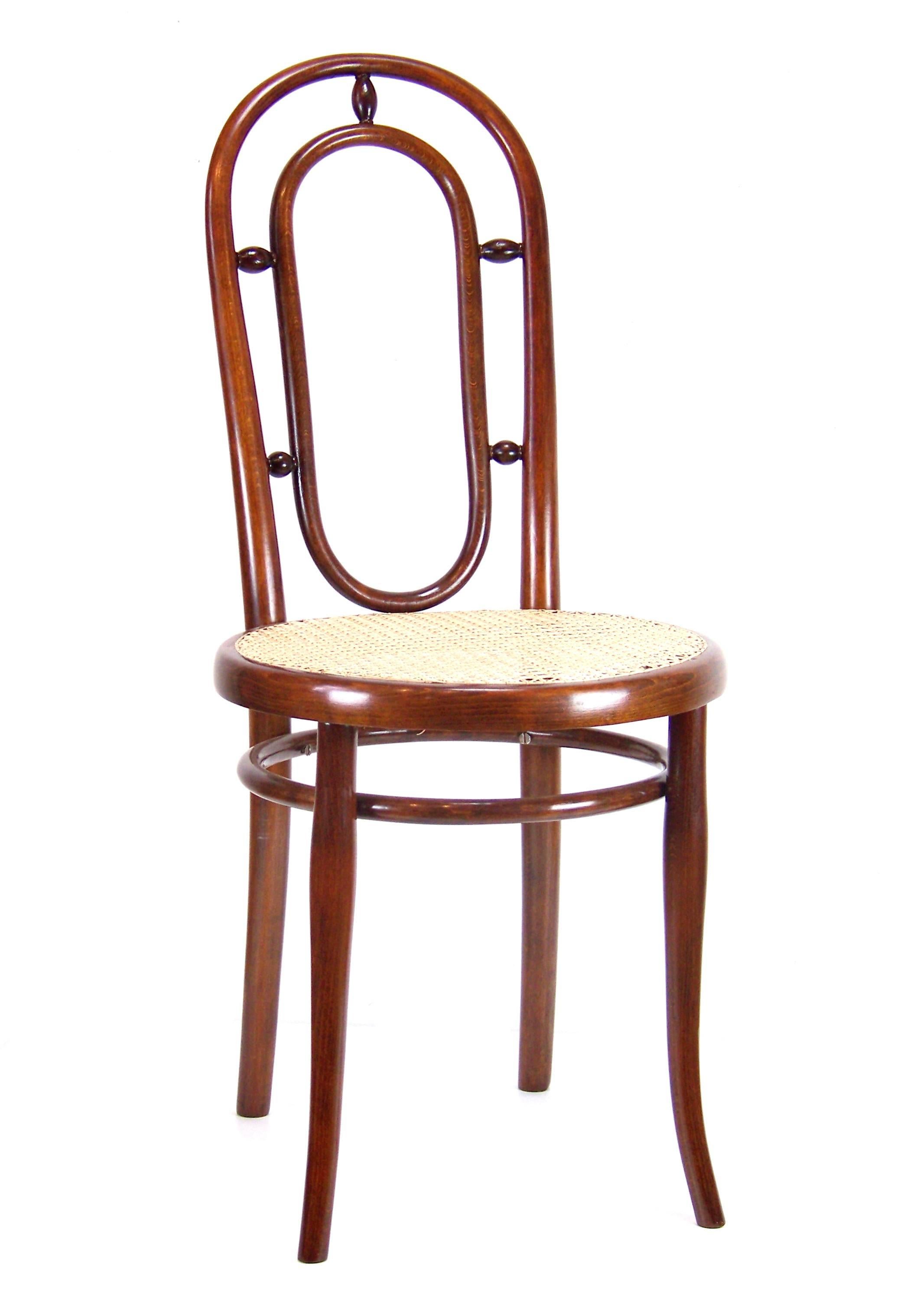 Viennese chair Thonet Nr. 17 was included in the production program of the company Gebrüder Thonet around Year 1865. Original 'Thonet' stamp under the seat is used between the year 1987-1910. Original restored polish.