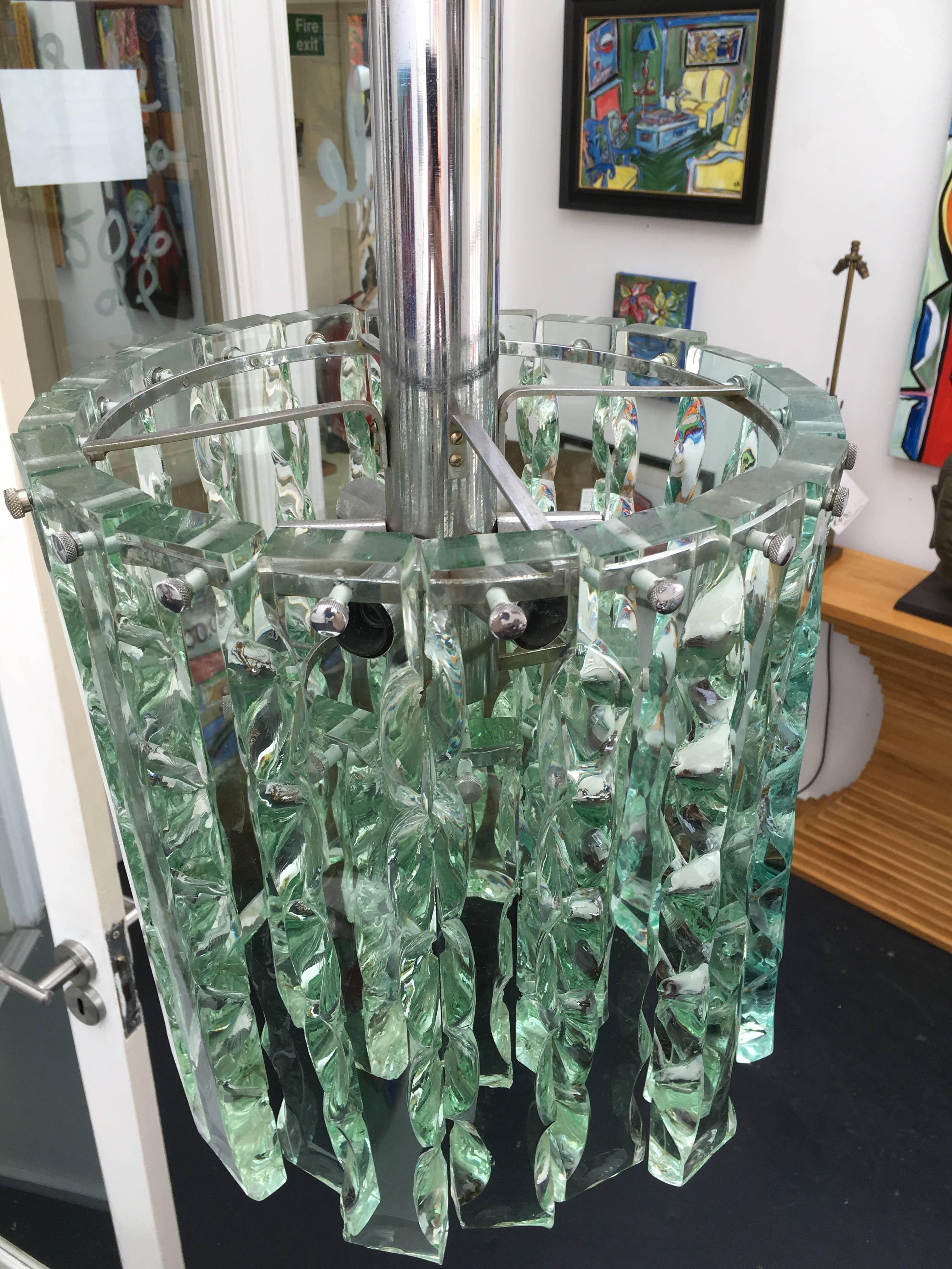 Zero Quattro of Milan, Hand Chiselled Murano Crystal Chandelier In Good Condition For Sale In London, GB