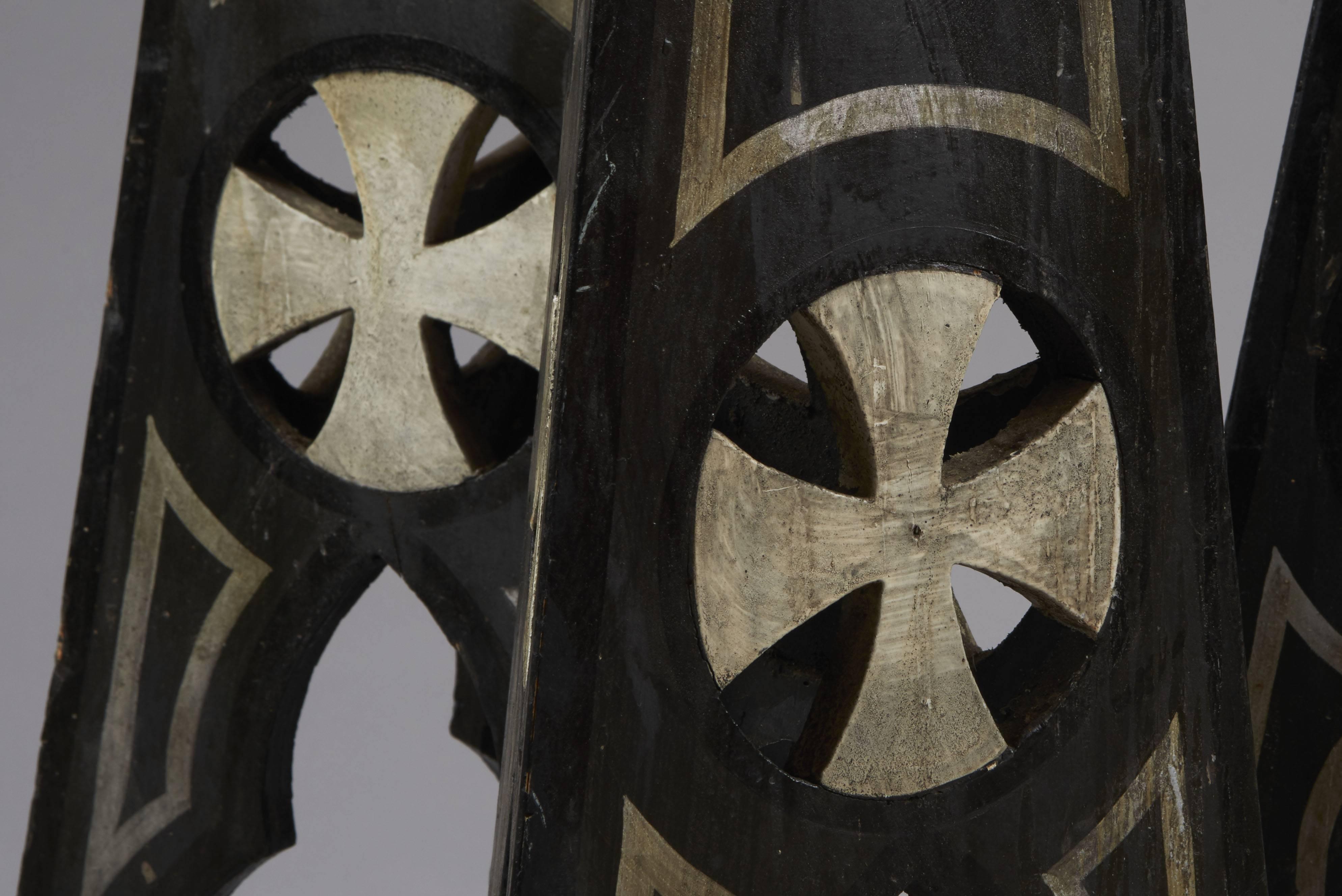 Set of five large carved wooden black lacquer with white patterns candlesticks - tripod feet, neo-Gothic, Sweden, circa 1830. Dimension: H 101 x L foot 27 cm.