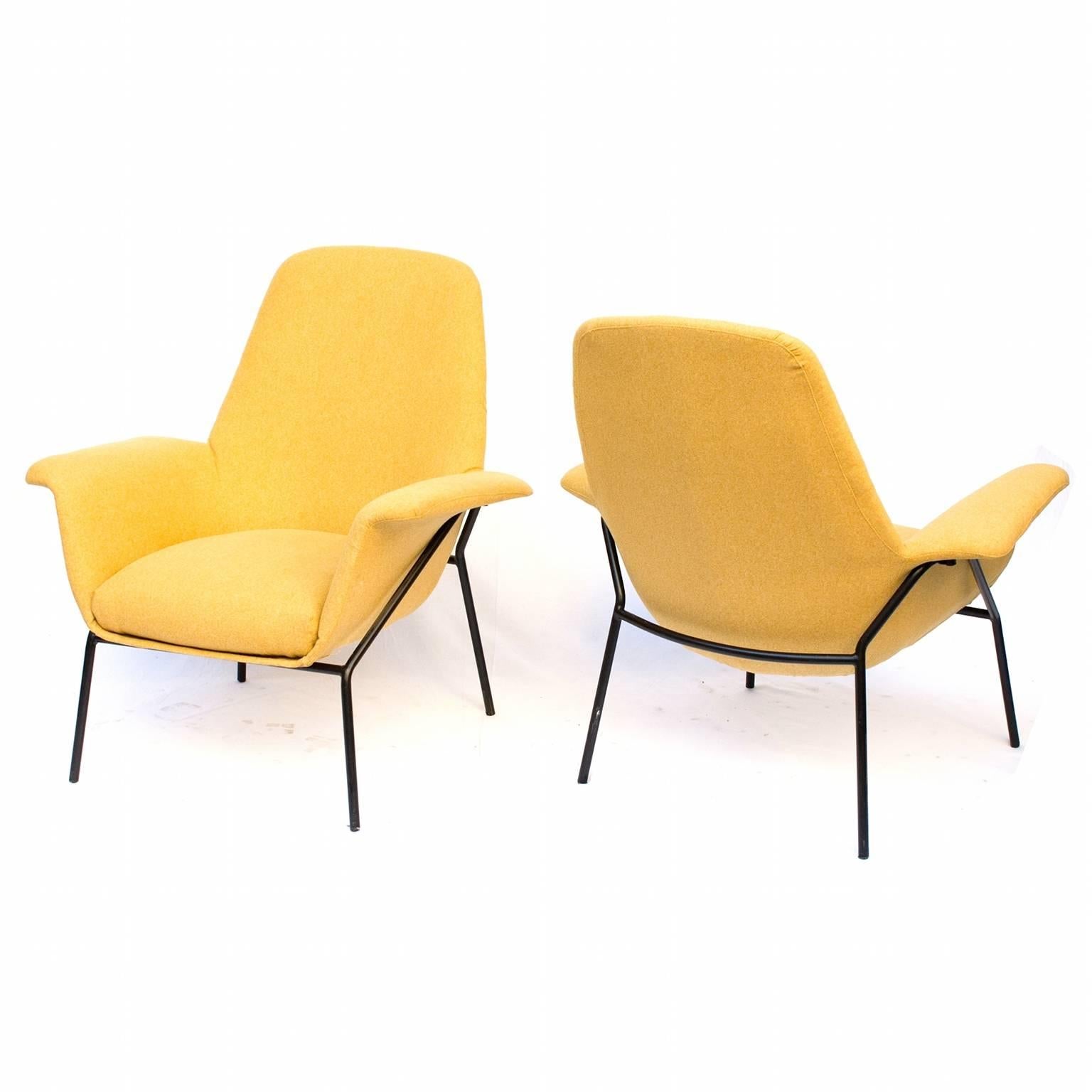 Pair of upholstered armchairs, model Lucania designed by Gian Carlo De Carli for Arflex in 1955. Metal body. Reupholstered and relined.