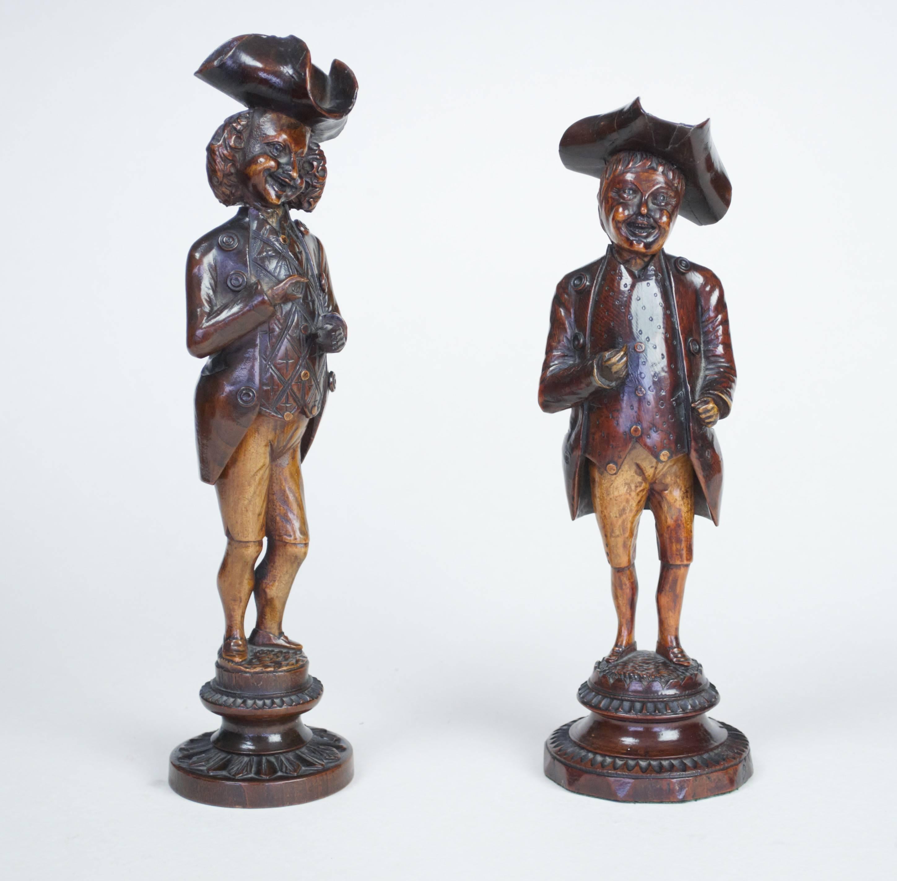 Very fine and rare pair of treen nutcrackers, carved in the form of caricatures of country gents. Probably German or Dutch, early 19th century.
Very good colour and pagination.