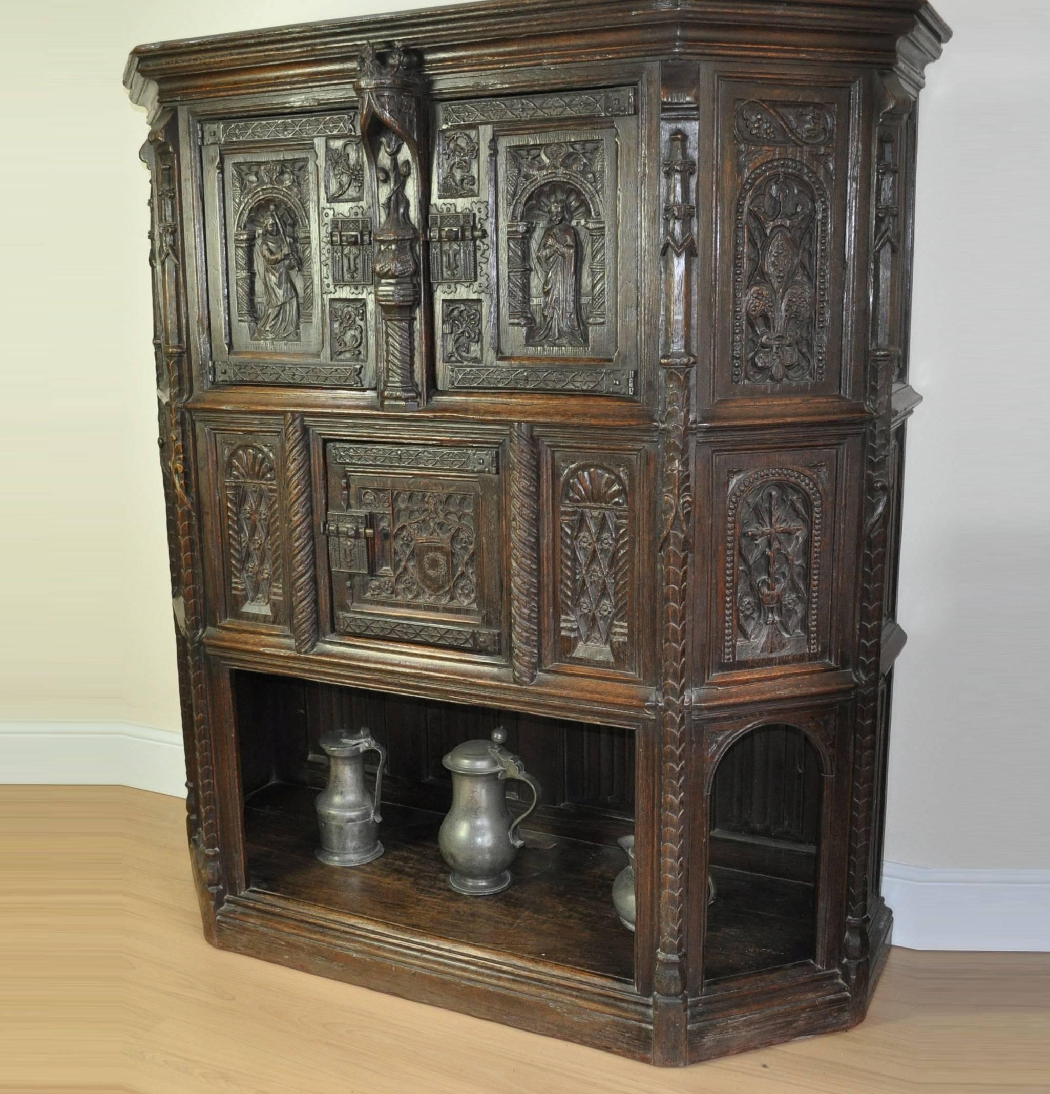 Renaissance 17th Century Carved Oak Credence Cupboard For Sale