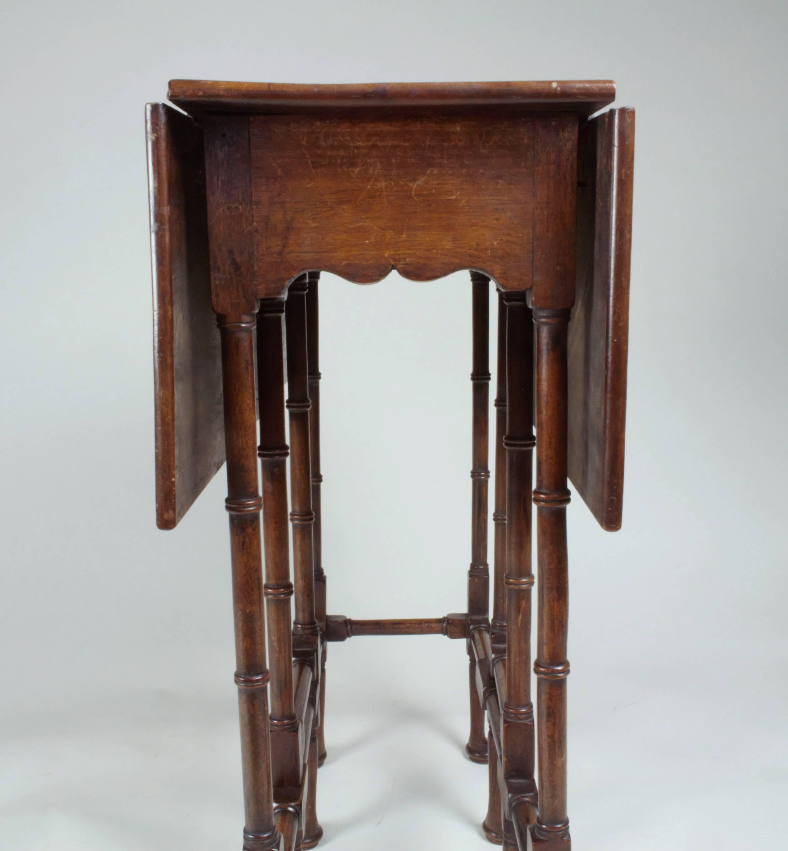 18th Century Mahogany Spider-Leg Occasional Table For Sale 1