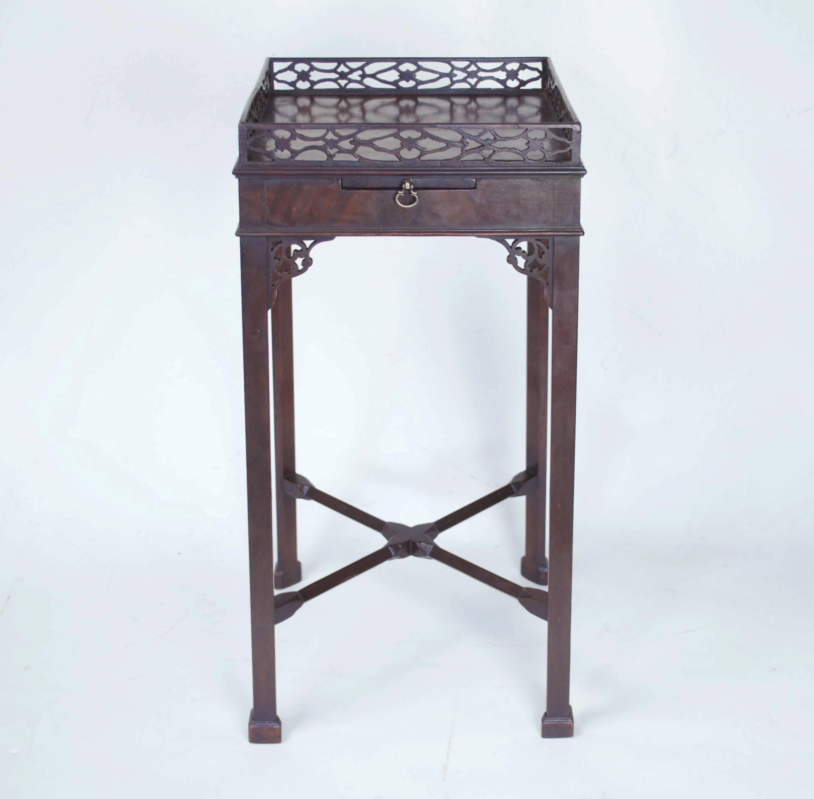 Chippendale Georgian Mahogany Urn Stand or Kettle Stand