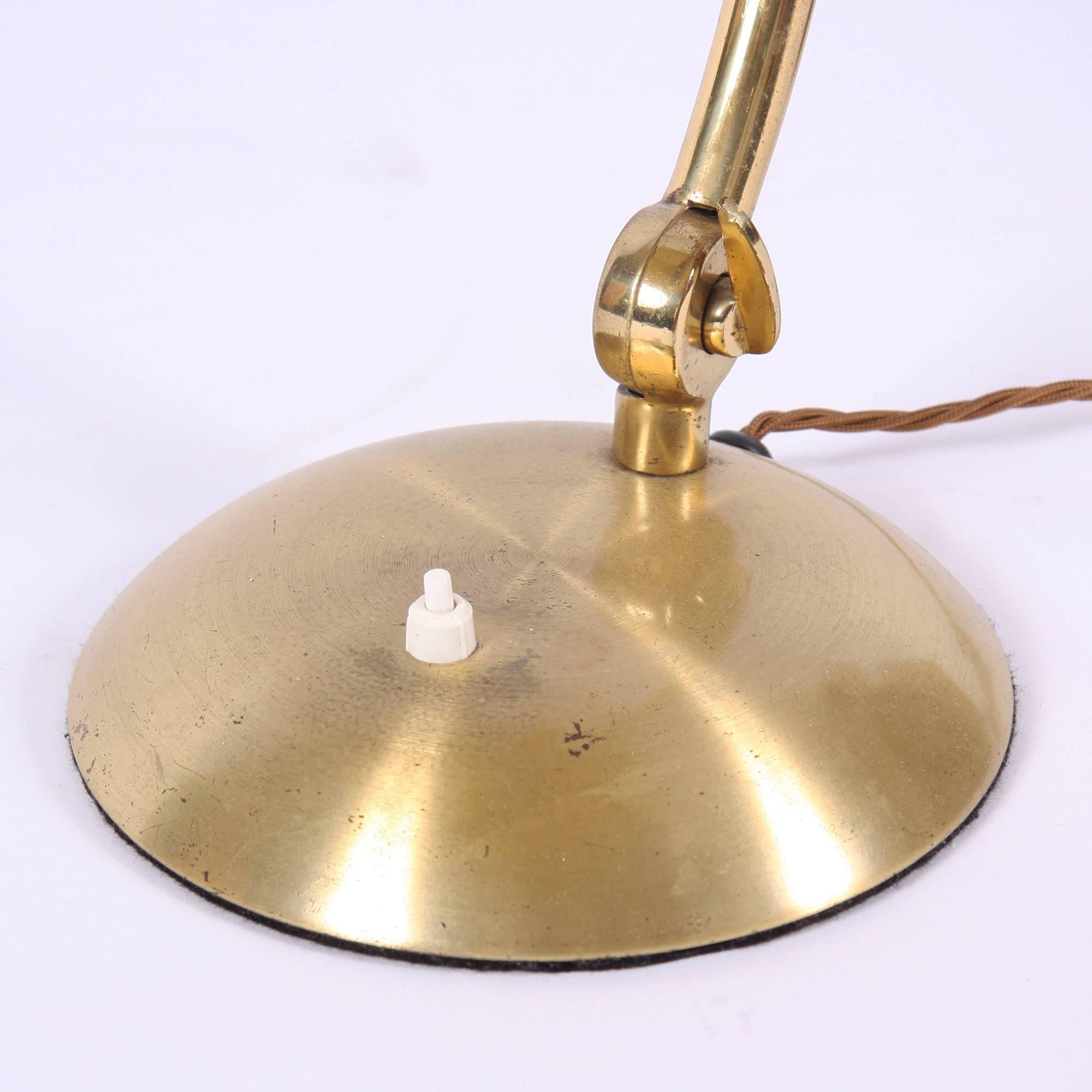 Mid-Century Brass Desk Lamp In Excellent Condition In London, GB