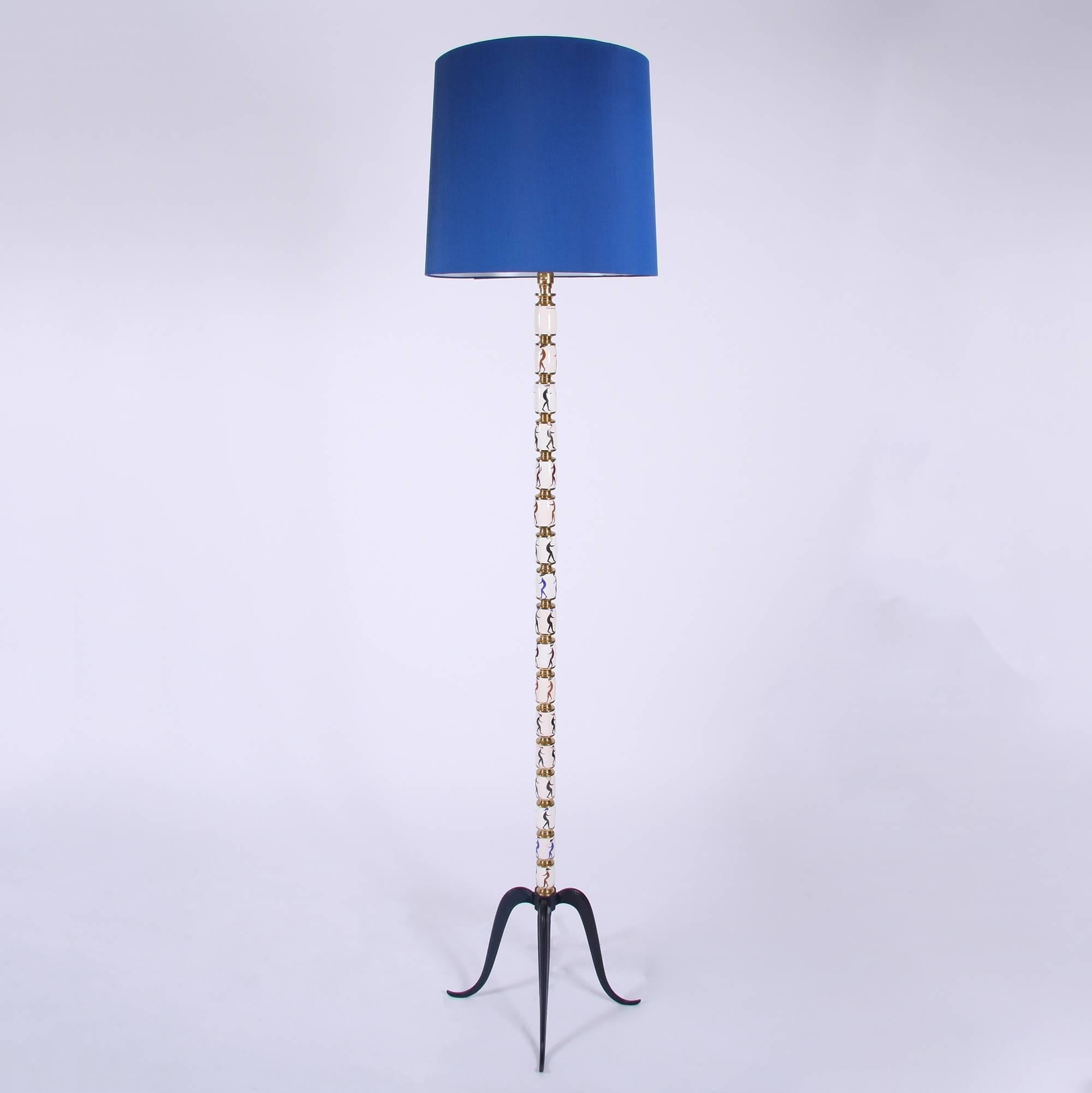 German, circa 1950

Unusual floor lamp with painted ceramic sections. Signed FISBACH G. Dark blue painted serpentine shapes metal base. Height to top of light fitting. Pictured with bespoke handmade silk shade. Re-wired and PAT tested.
