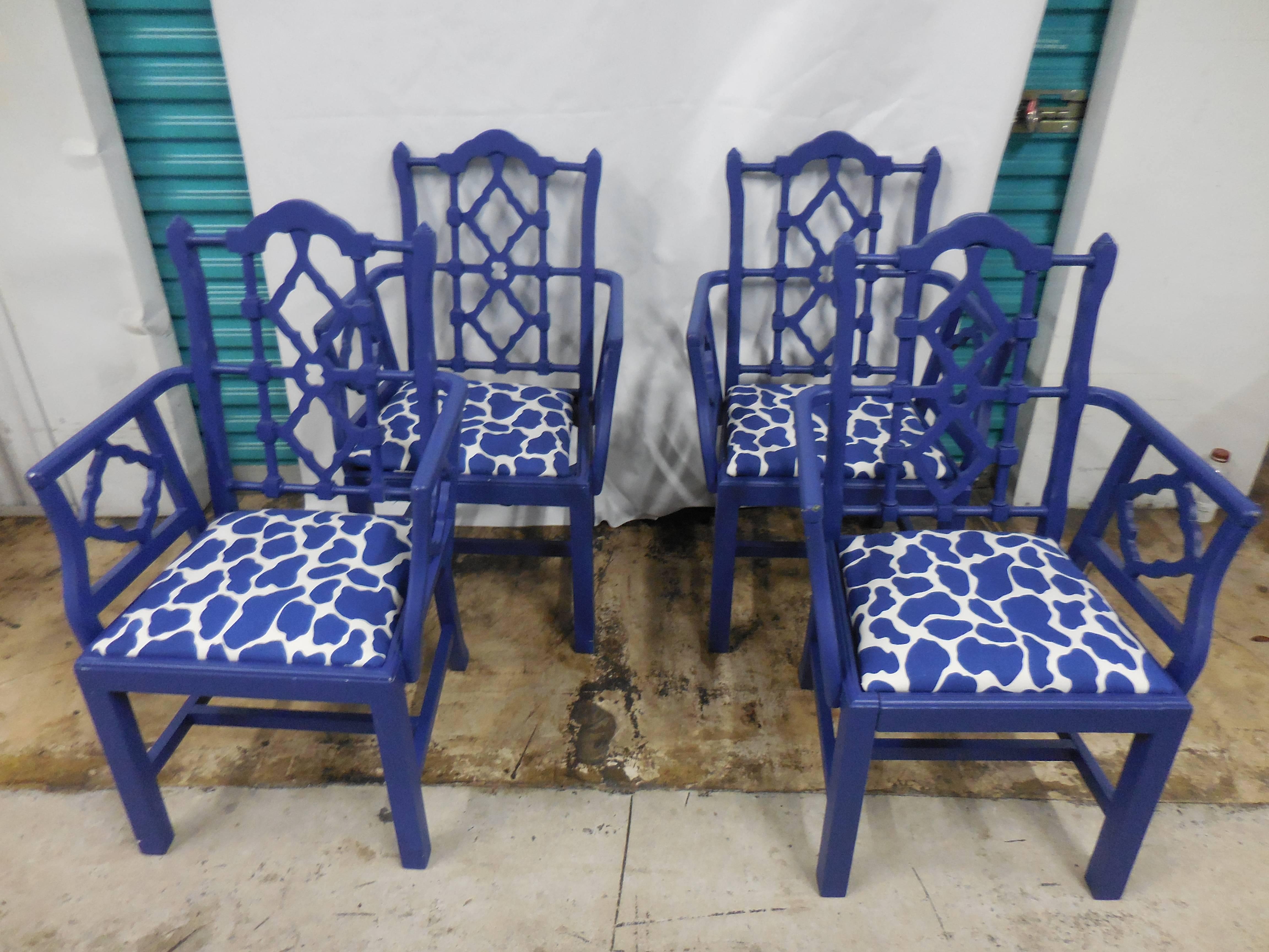 Blue Mid-Century Chippendale dining chairs with blue and white giraffe fabric. Set of four arm and four side chairs. Measures: 18.5