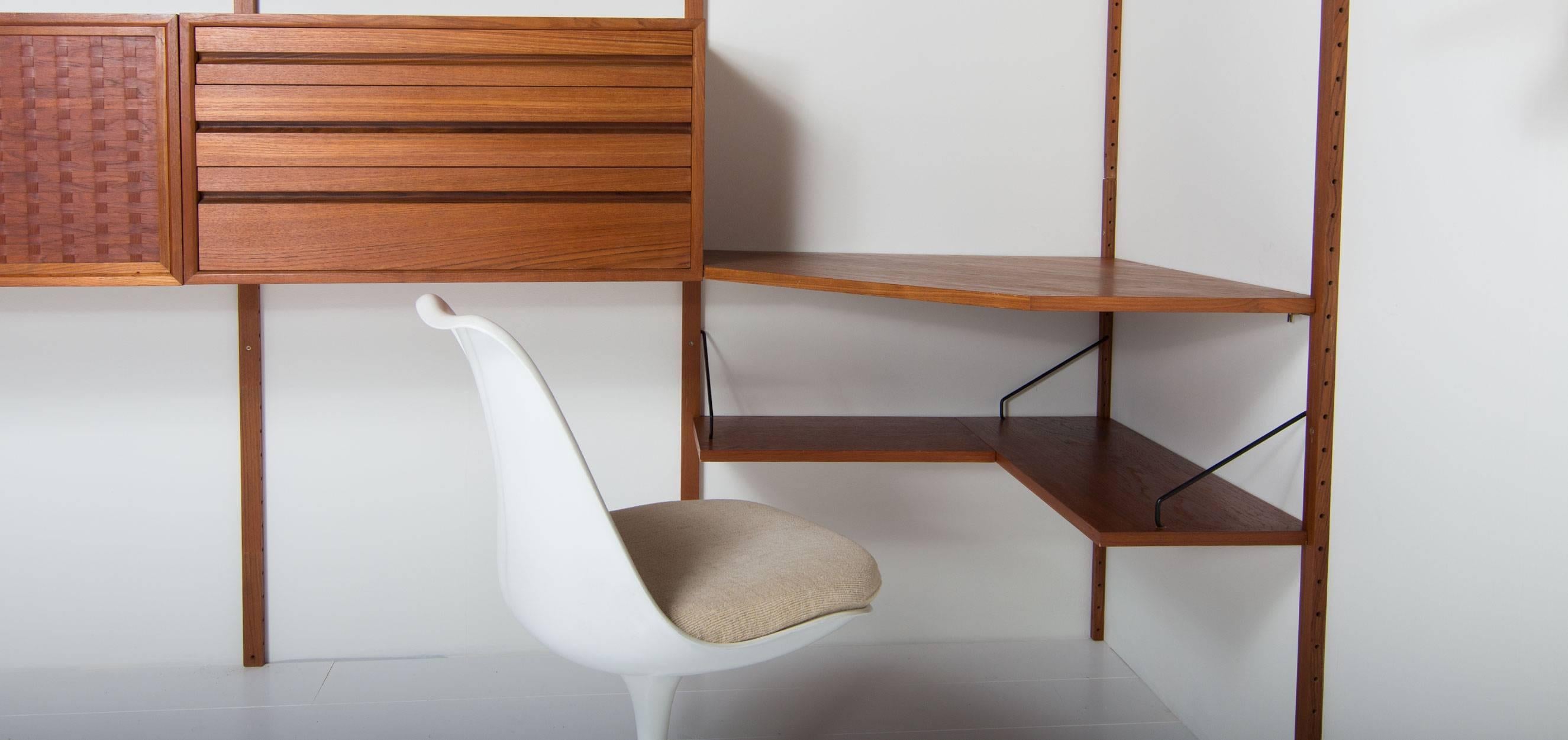 Mid-20th Century Poul Cadovius Wall System with Desk from the 1960s