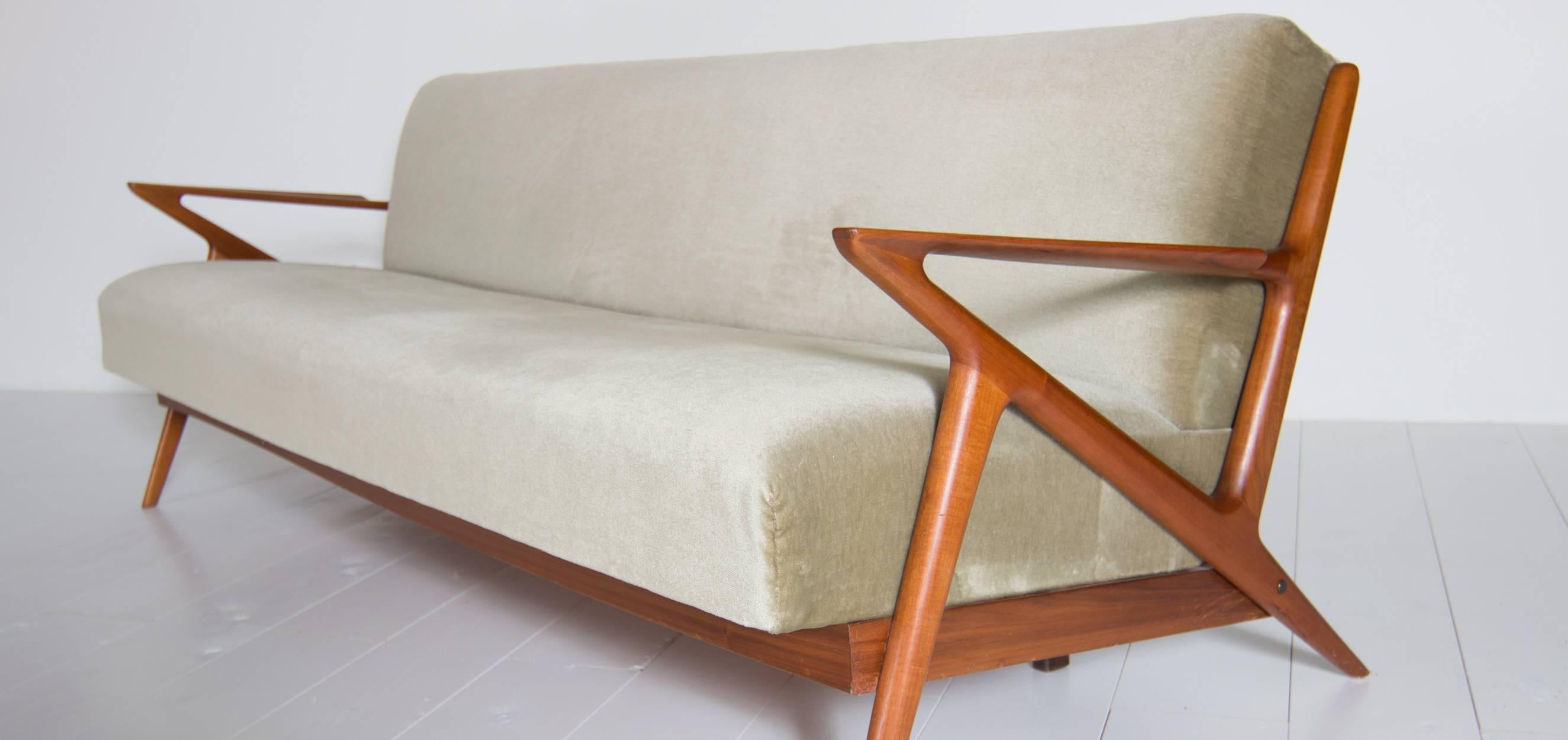 Mid-20th Century Model Z Daybed by Poul Jensen for Selig OPE For Sale