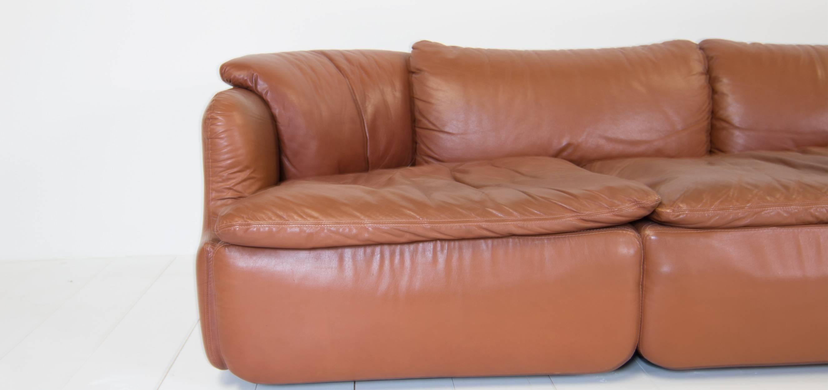 Late 20th Century Saporiti Sofa Designed by Alberto Rosselli, Model Confidentiala