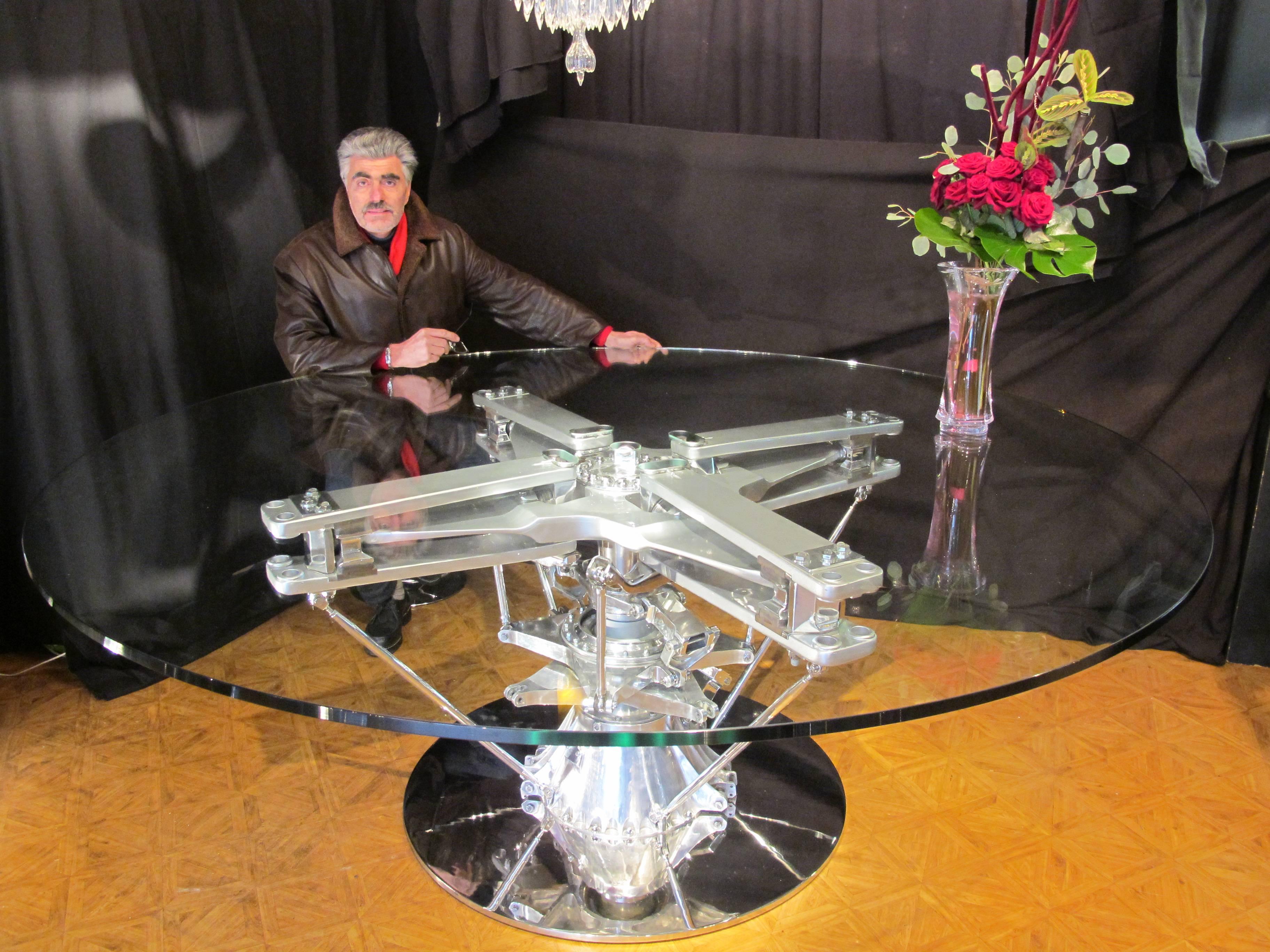 AVIATIONSPIRIT by Jean-Pierre CARPENTIER
Aviation furniture Extremely large table with Dolphin Helicopter rotor by Jean-Pierre Carpentier. Aircraft Table, Aeronautical Furniture, Mobilier Aeronautique.
Creation design with a Dolphin Helicopter
