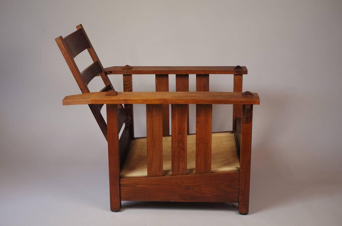 Arts and Crafts American Oak Reclining Chair, 1900s
