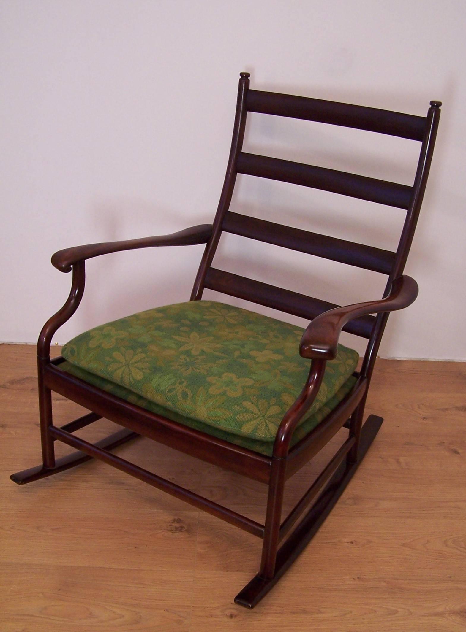 Scandinavian Modern Vintage Rosewood Rocking-Chair from Simmons