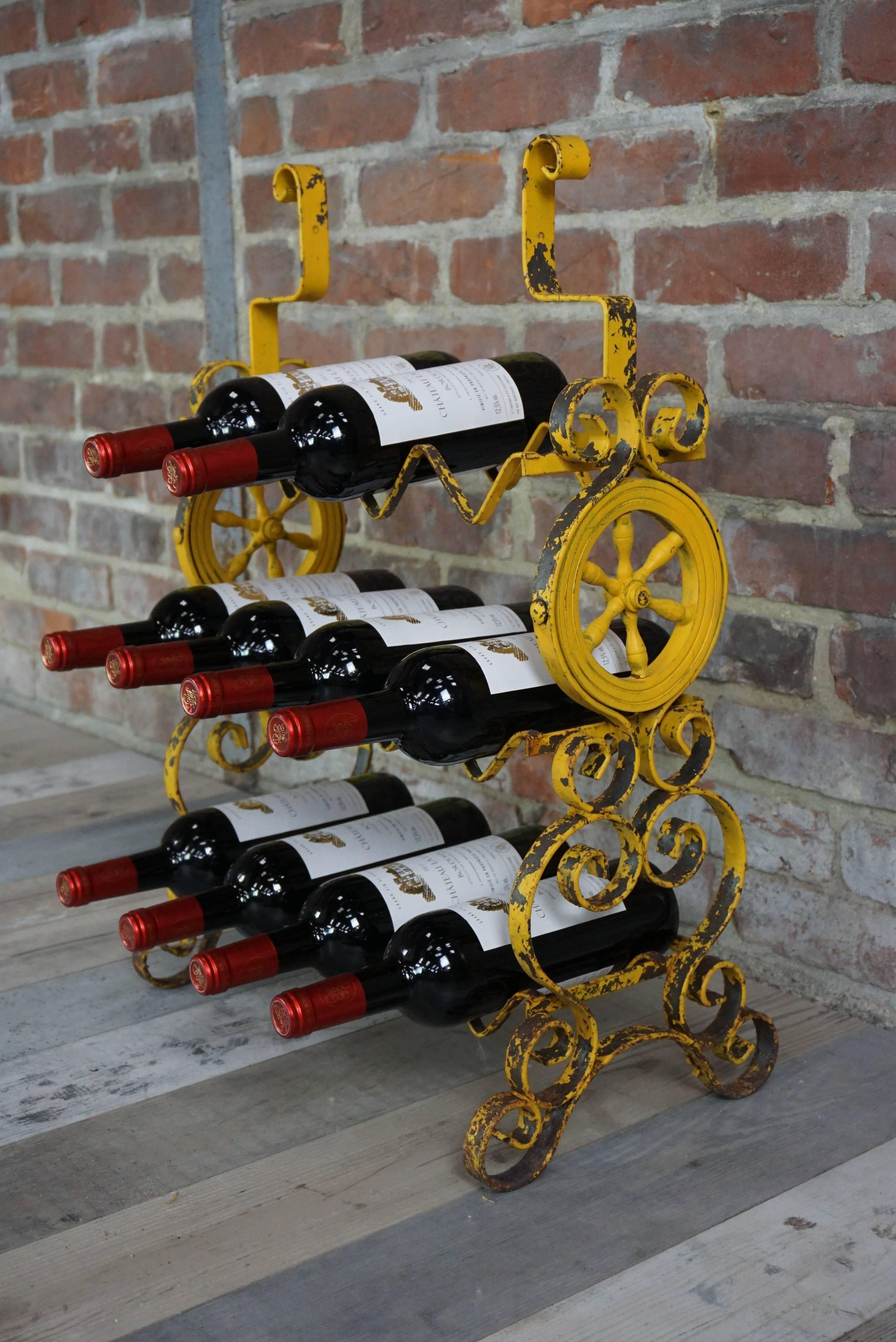 Wine Cellar/Old Bottle Holder  In Good Condition For Sale In Tourcoing, FR
