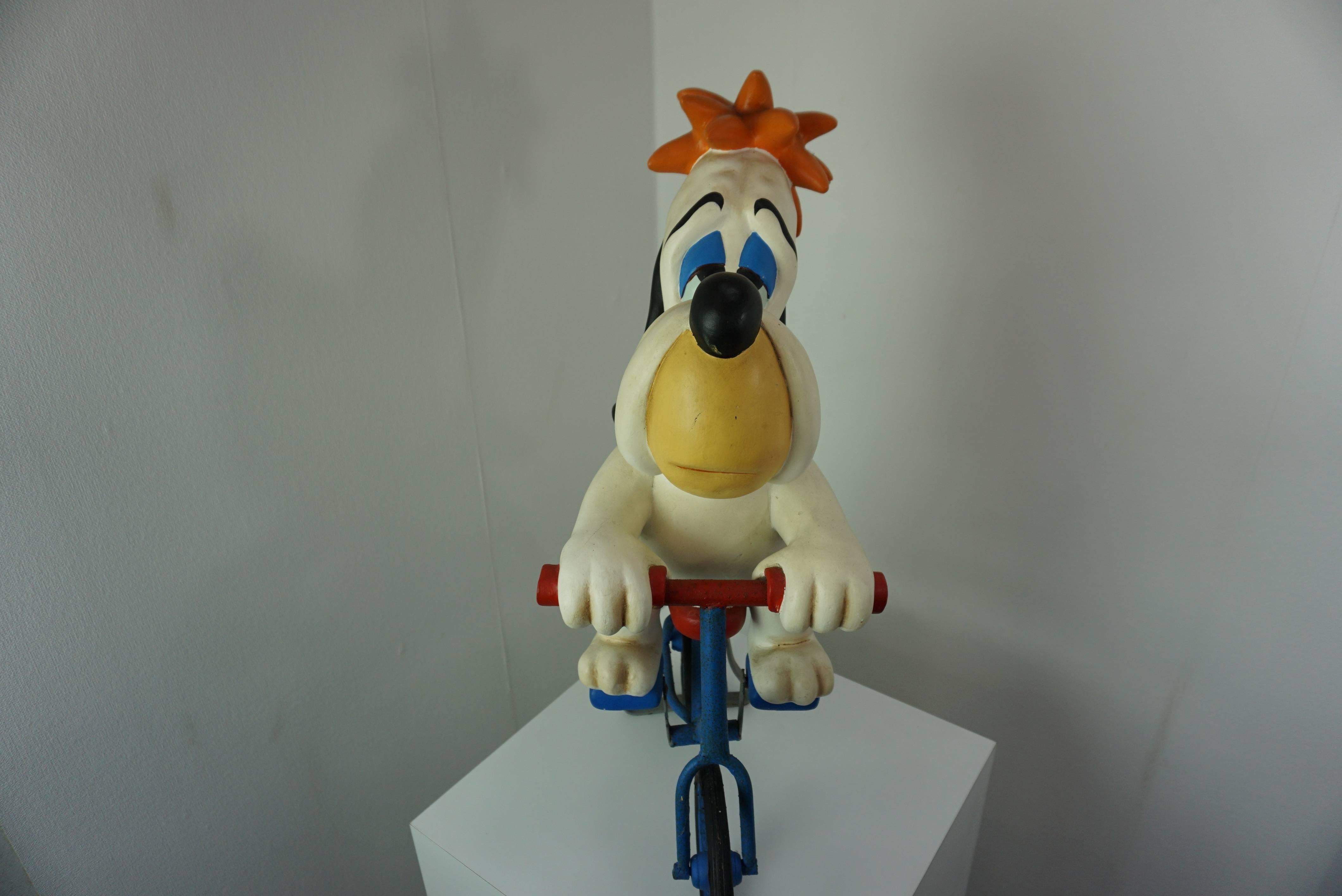 Droopy on a Bike, Large Old Model In Distressed Condition In Tourcoing, FR
