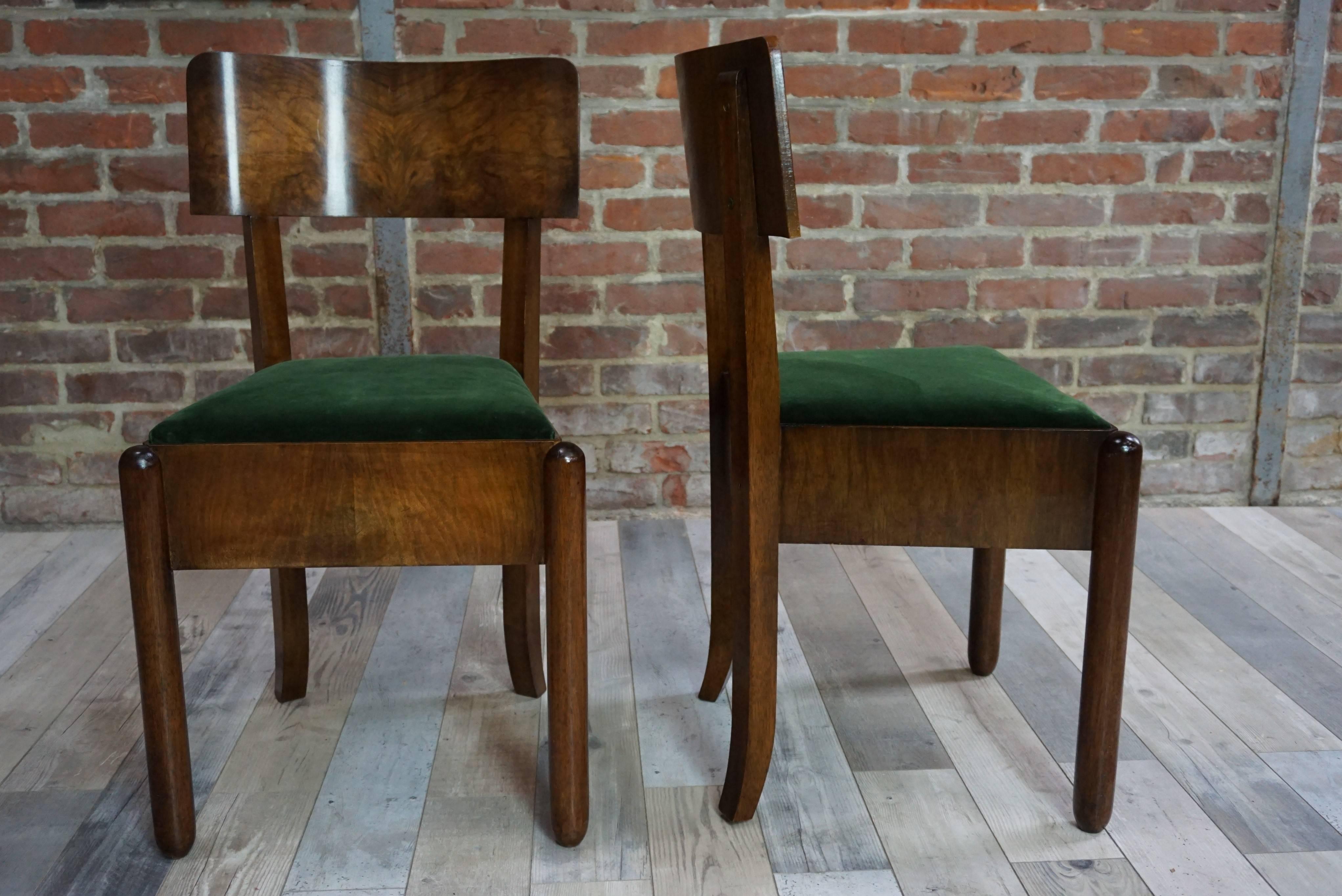 Pair of French Art Deco chair, 1930. The velvet is new. Beautiful walnut.