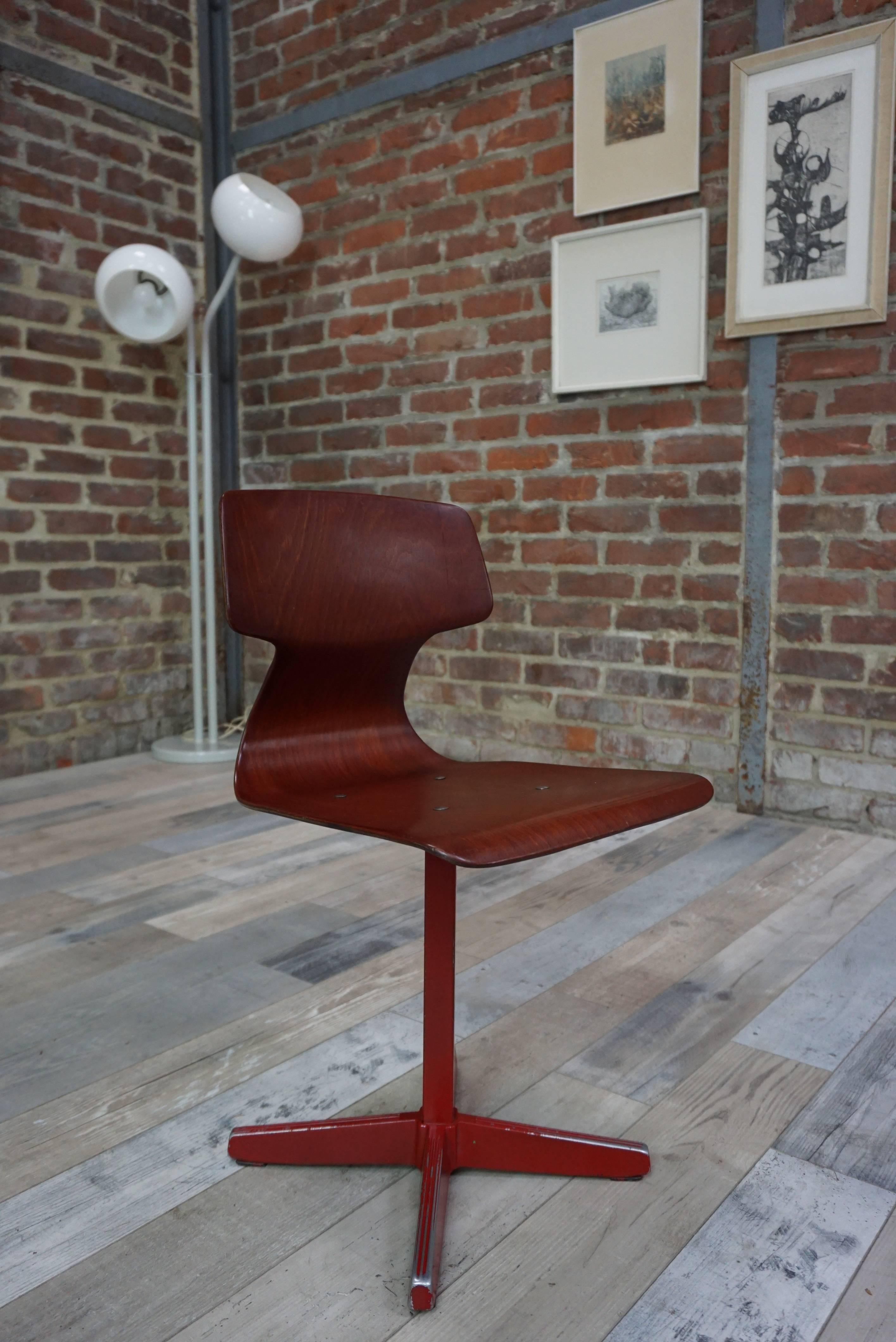 20th Century Galvanitas Children's 1960s Pagwood Chair For Sale