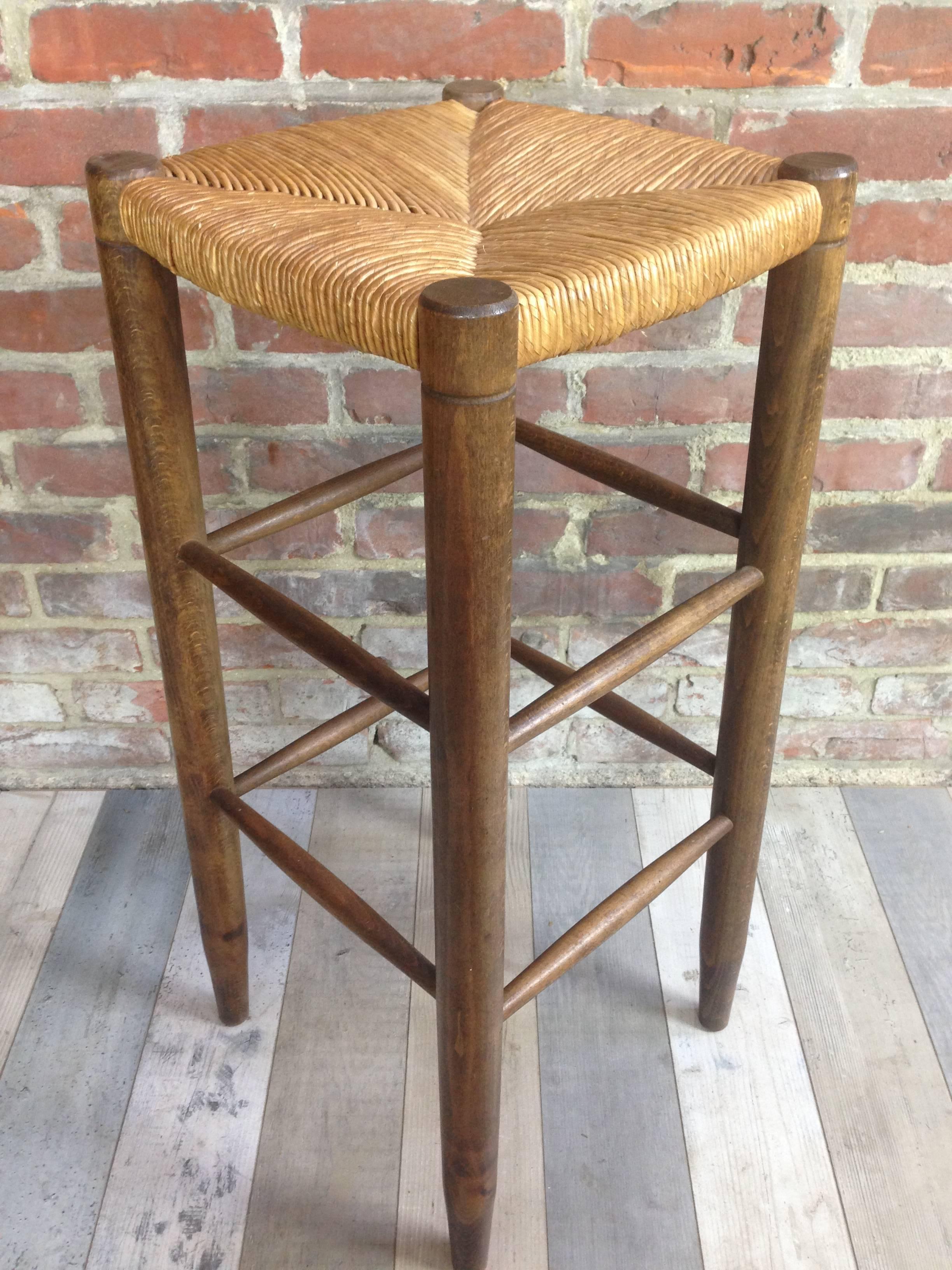design of wooden stool