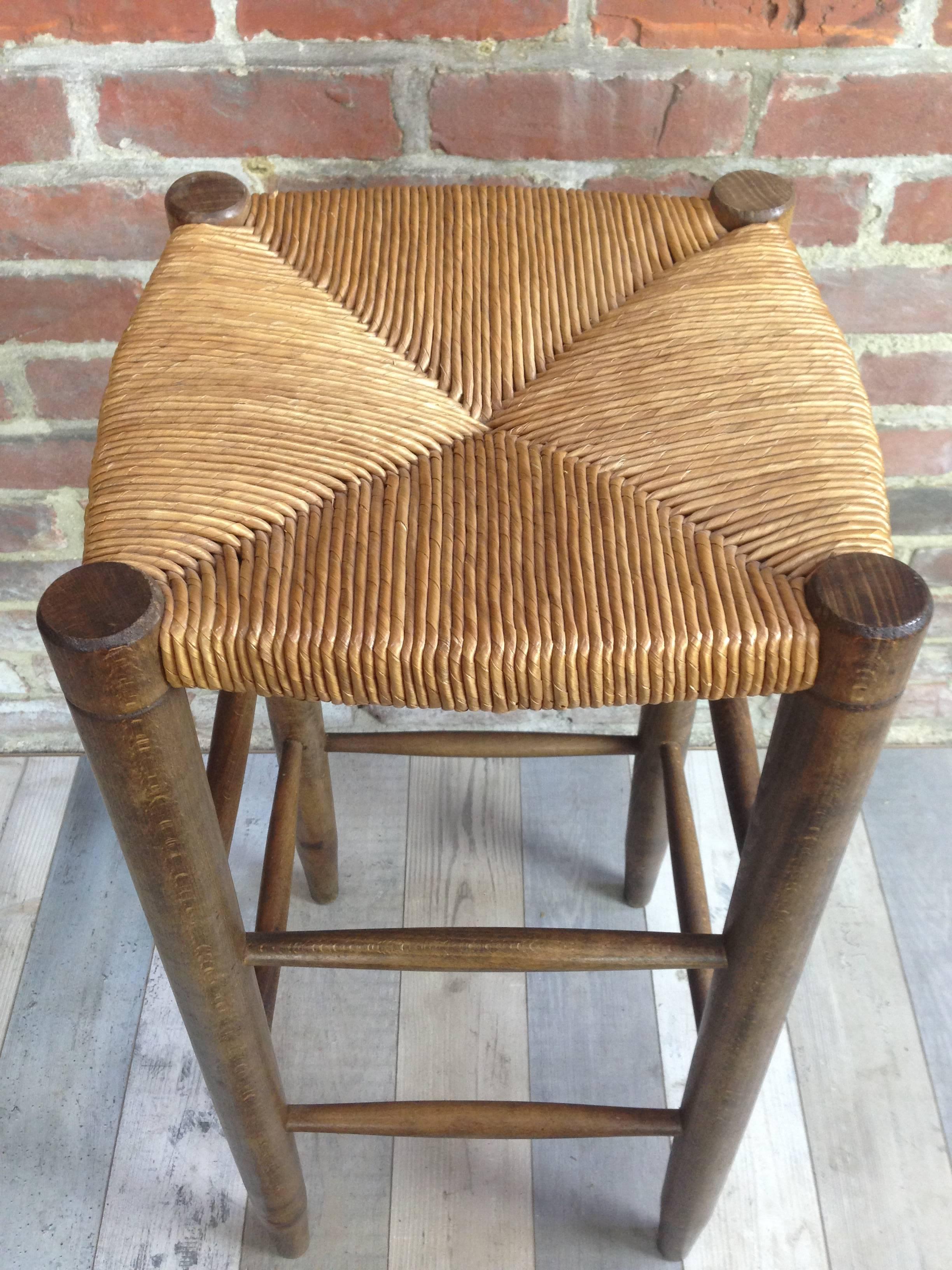 French Design of the 1950s Wooden High Stool In Excellent Condition In Tourcoing, FR