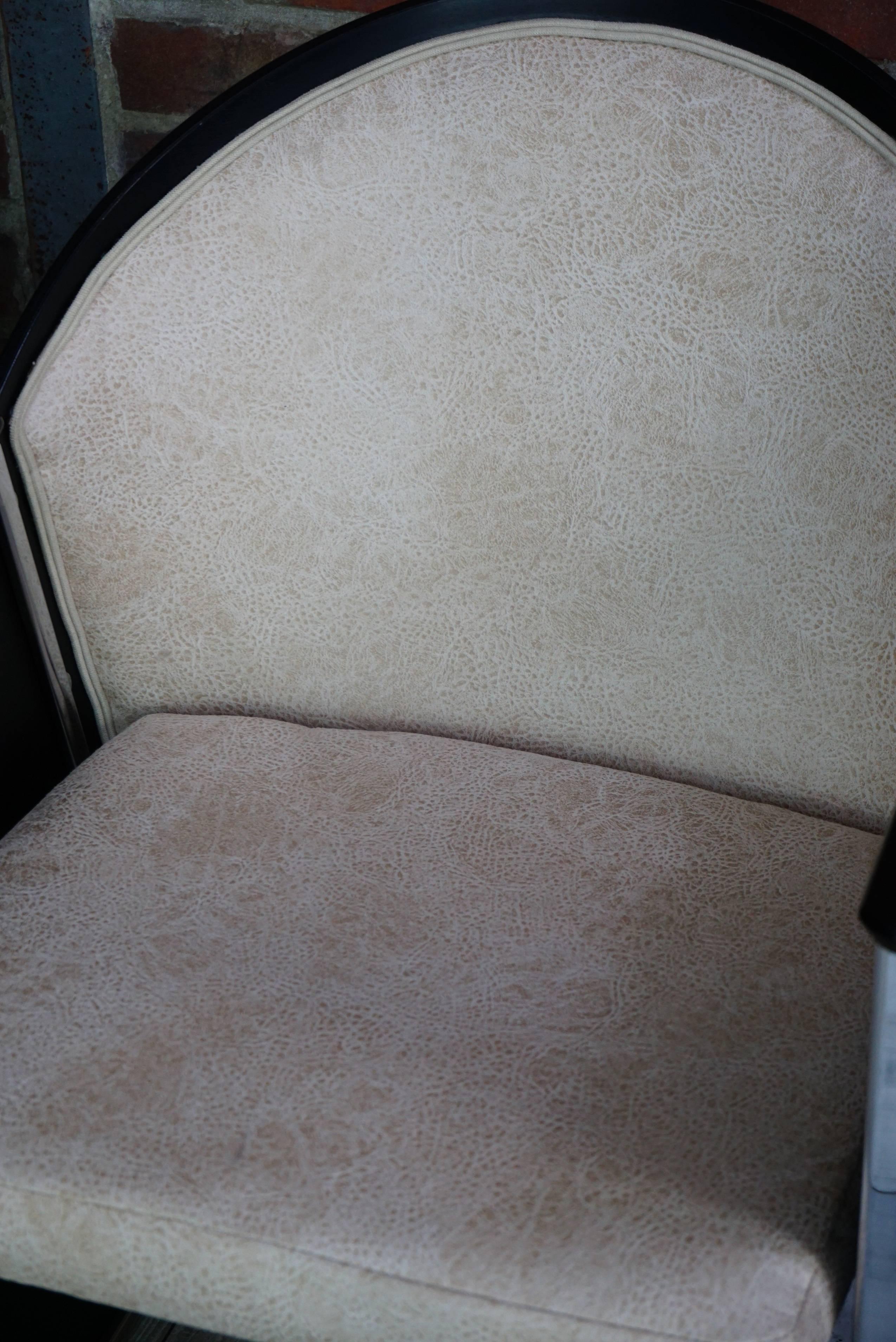 Art Deco Pair of Design Armchair 
