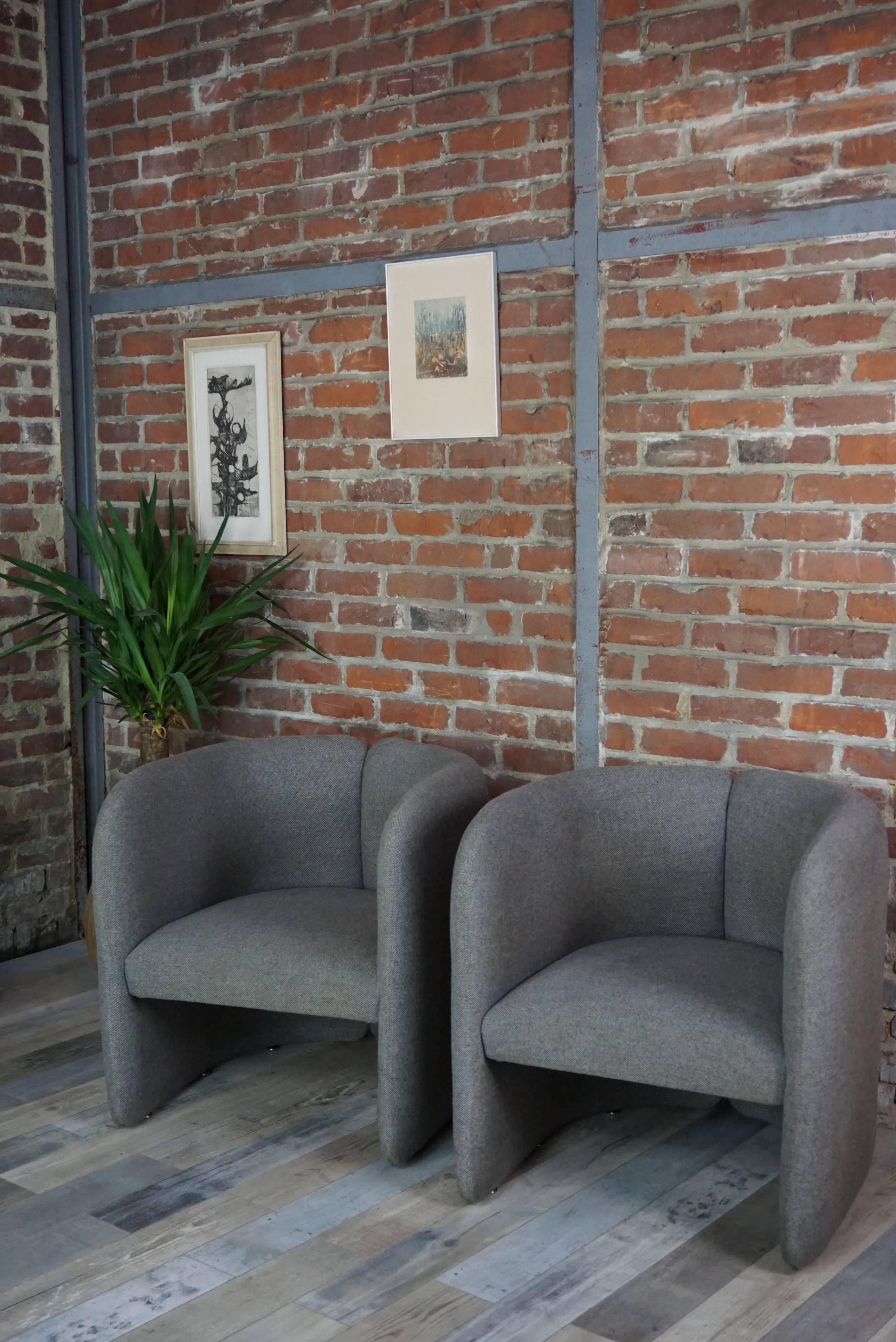 Pair of Club Armchairs Dutch Design In Excellent Condition In Tourcoing, FR