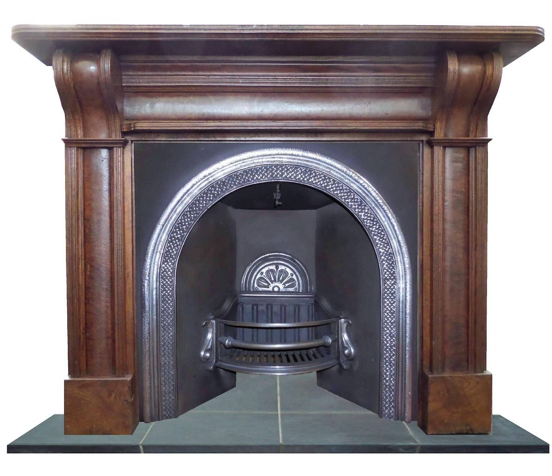 English Mid 19th Century Victorian Arched Highlighted Fireplace Insert