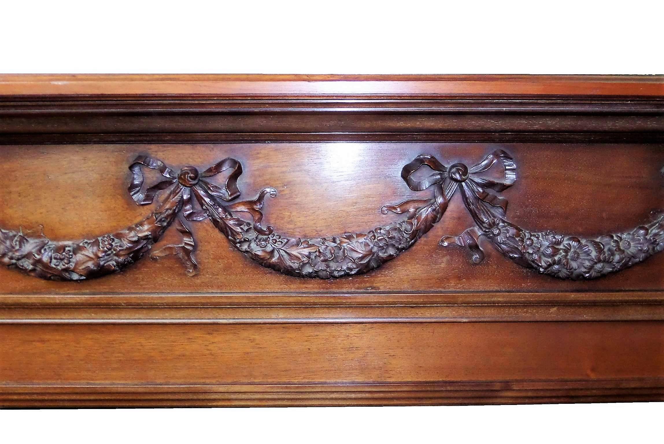Hand-Carved 19th Century Georgian Walnut Wood Mantel Fireplace Surround For Sale