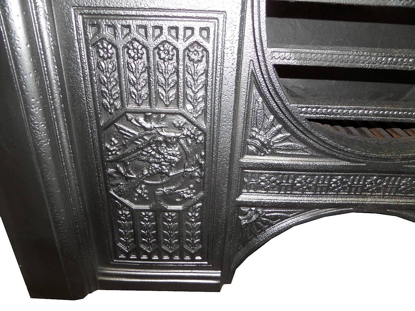Cast 19th Century Victorian Hob Grate Fire Insert with William Morris Original Tiles For Sale