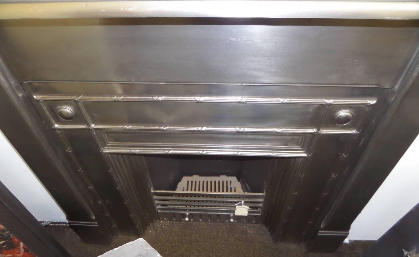 20th Century 1930s Art Deco Burnished Fireplace Insert In Excellent Condition In Leicester, Leicestershire