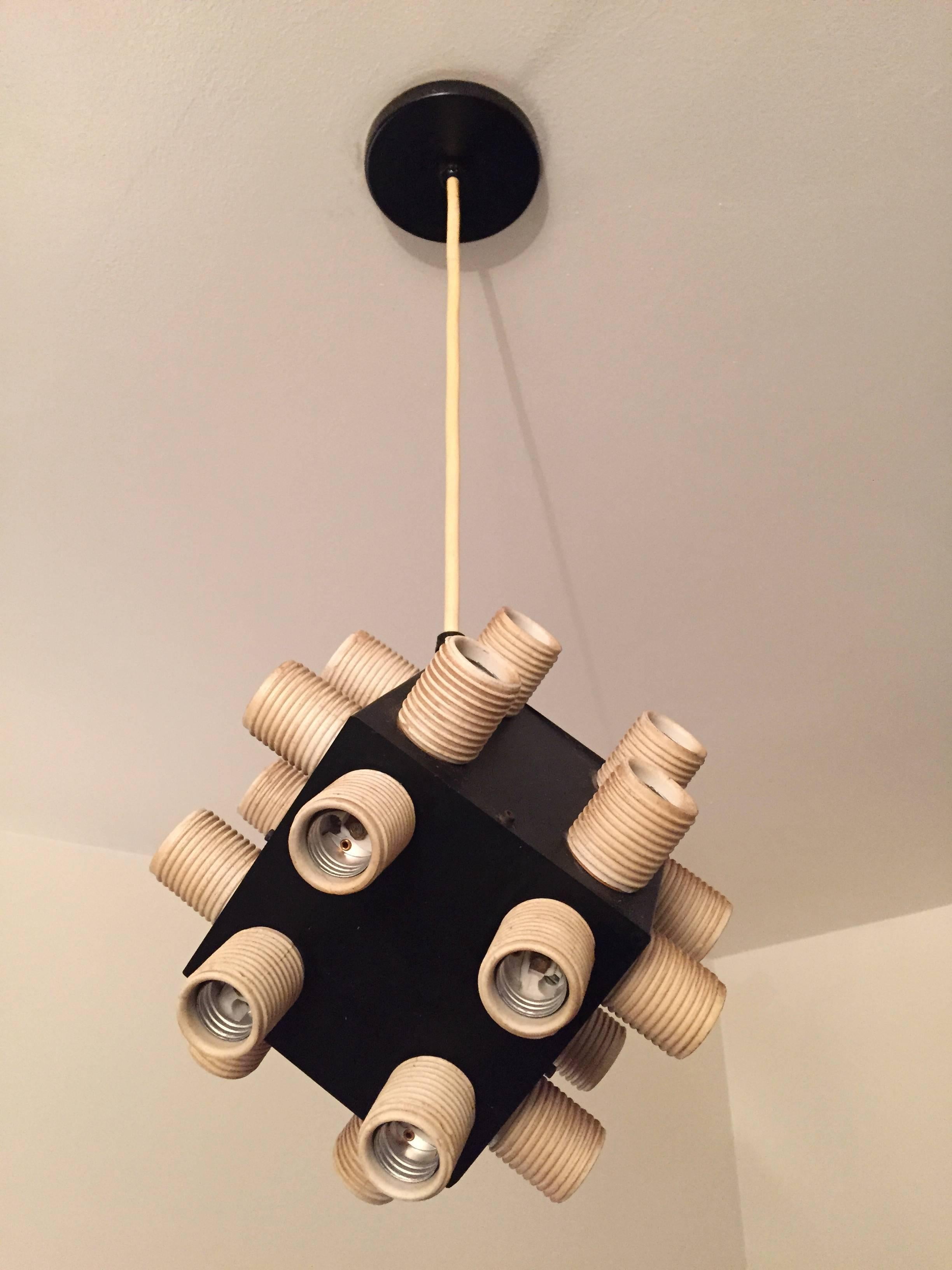 Robert Sonneman Twenty-four-bulb Cube Chandelier In Good Condition For Sale In Lake Success, NY