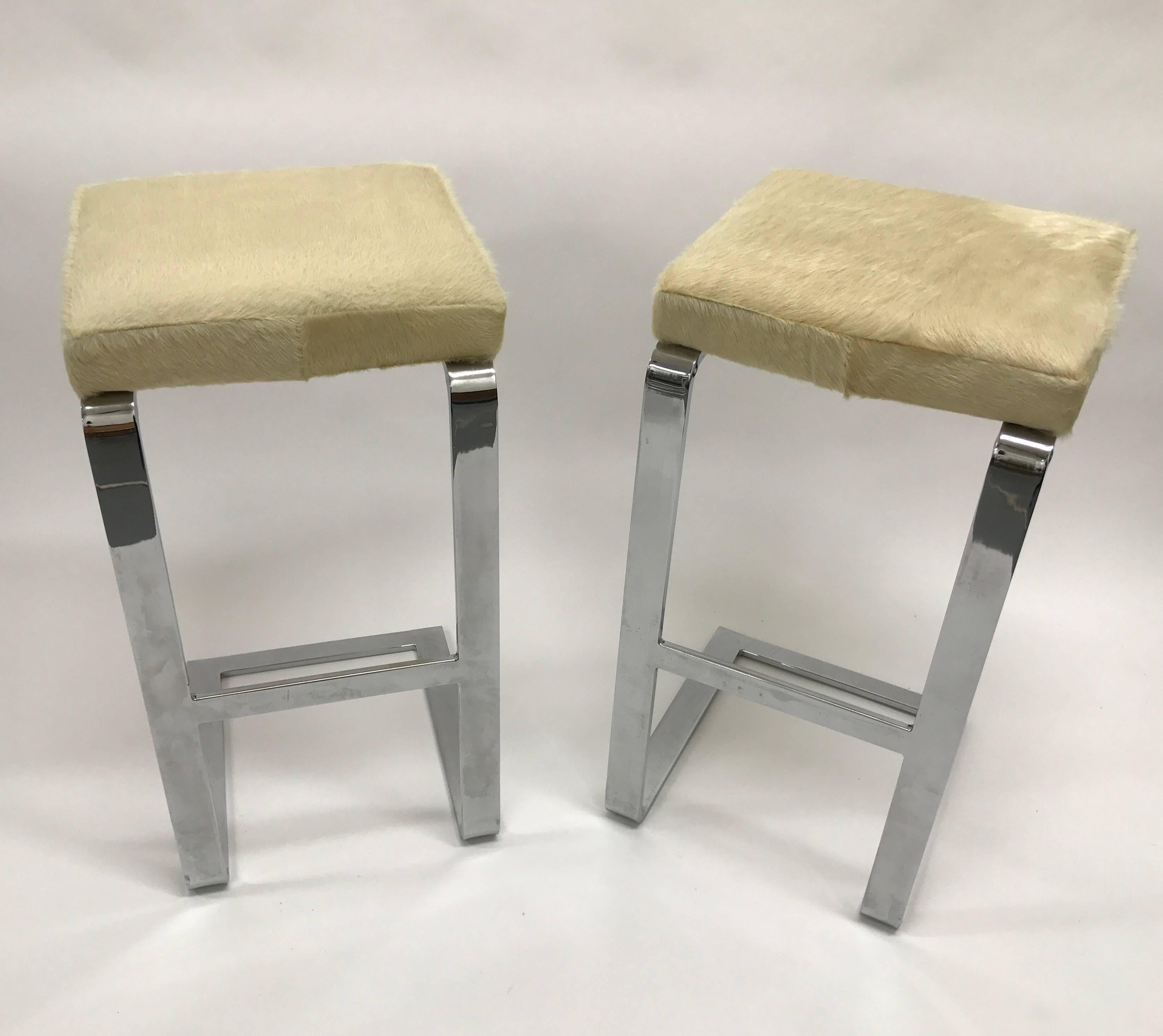 Pair of Chrome Pace Collection Cantilever Bar Stools In Good Condition In Lake Success, NY