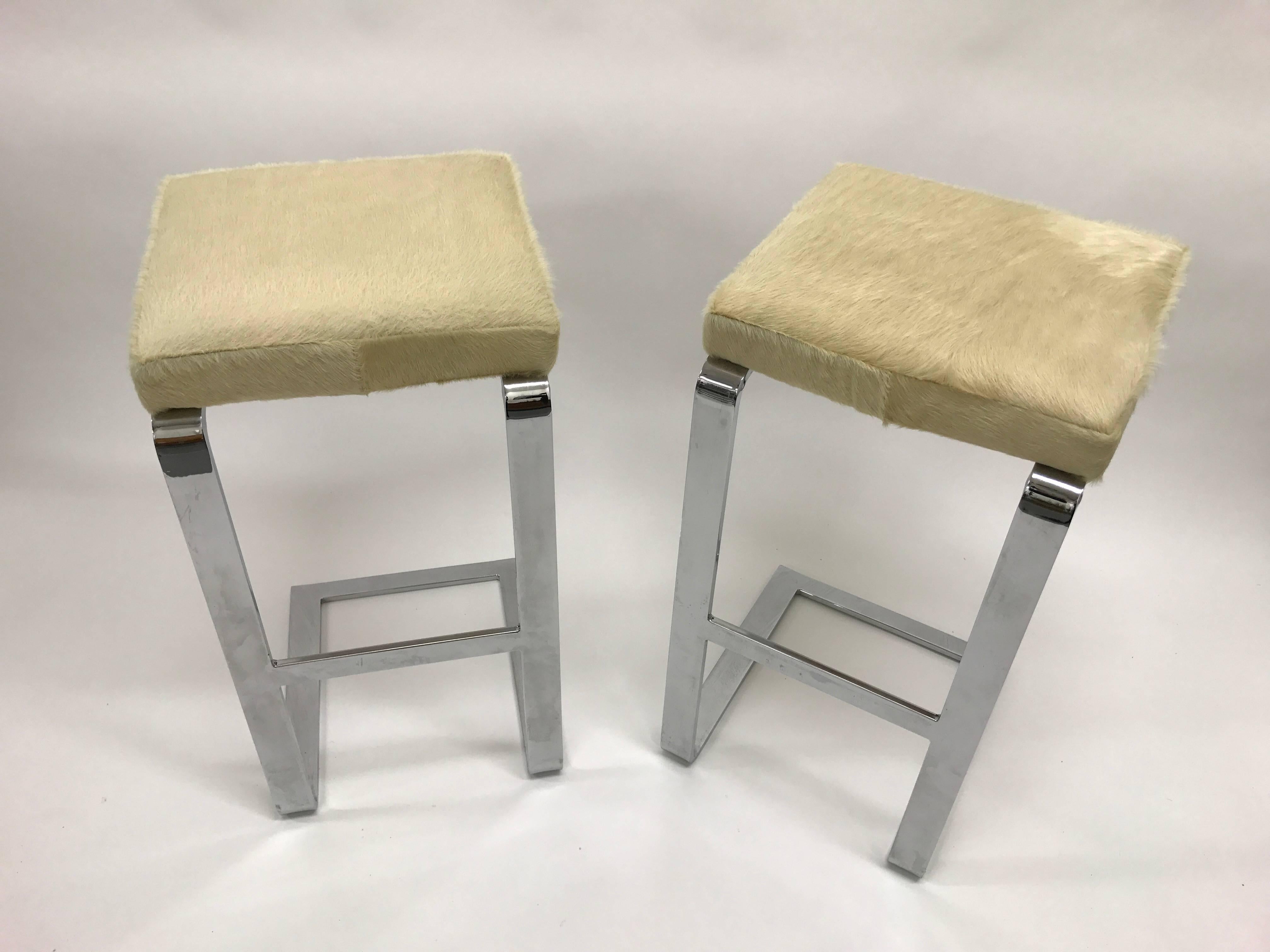 Late 20th Century Pair of Chrome Pace Collection Cantilever Bar Stools