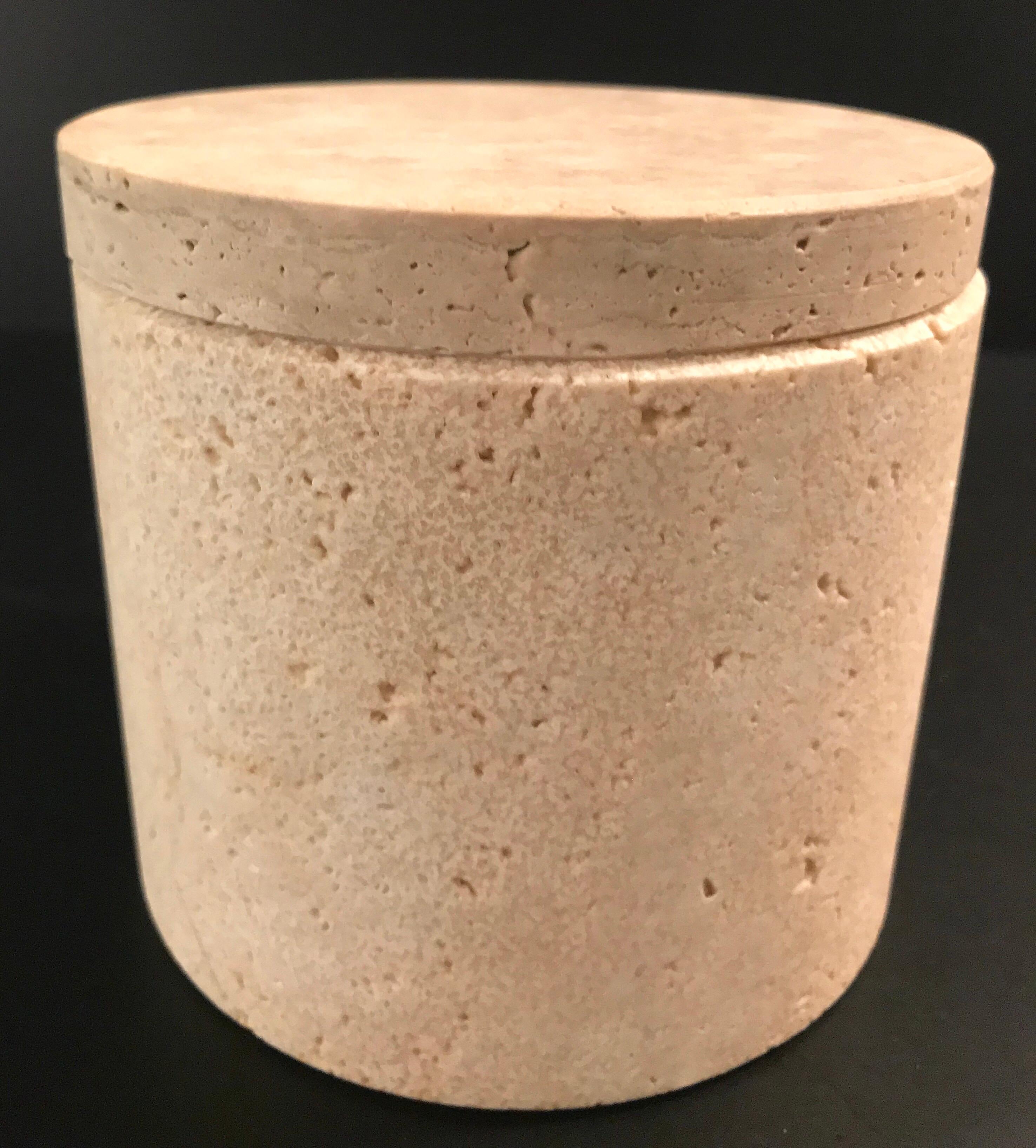Fratelli Mannelli Travertine Cylindrical Lidded Box for Raymor For Sale 1