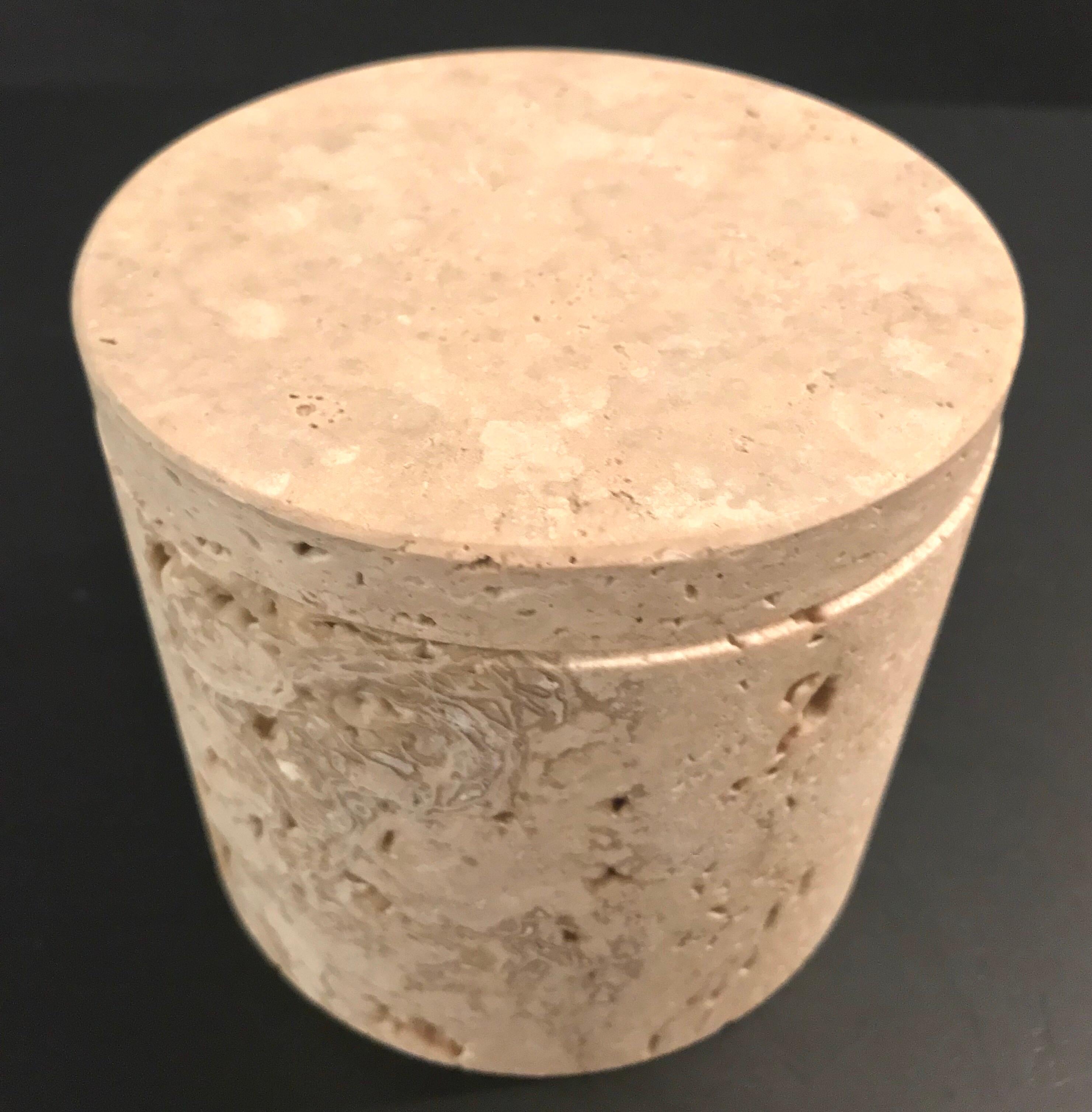 Fratelli Mannelli Travertine Cylindrical Lidded Box for Raymor In Good Condition For Sale In Lake Success, NY