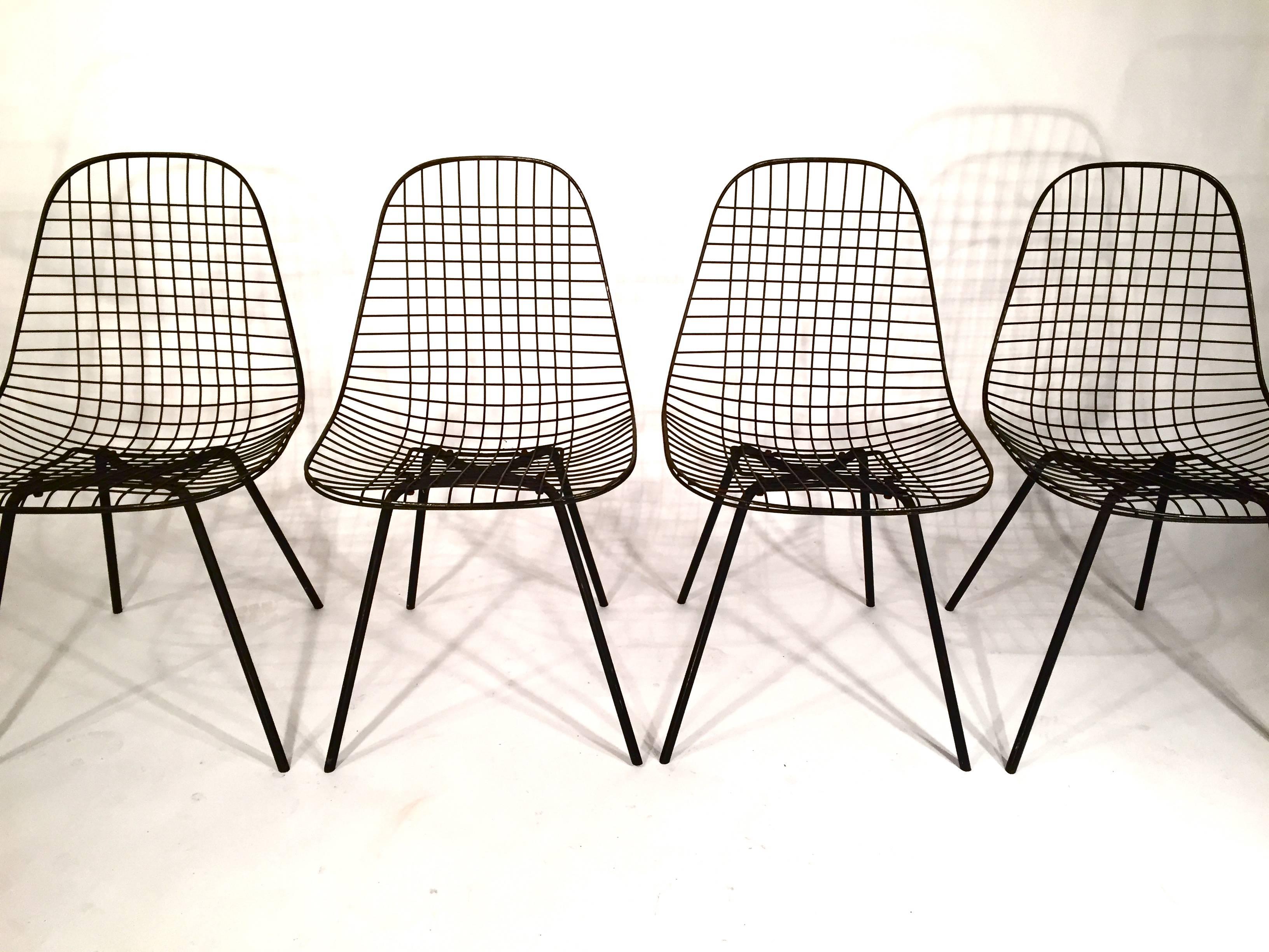American Set of Four Early Charles Eames Wire Chairs, 1950s For Sale