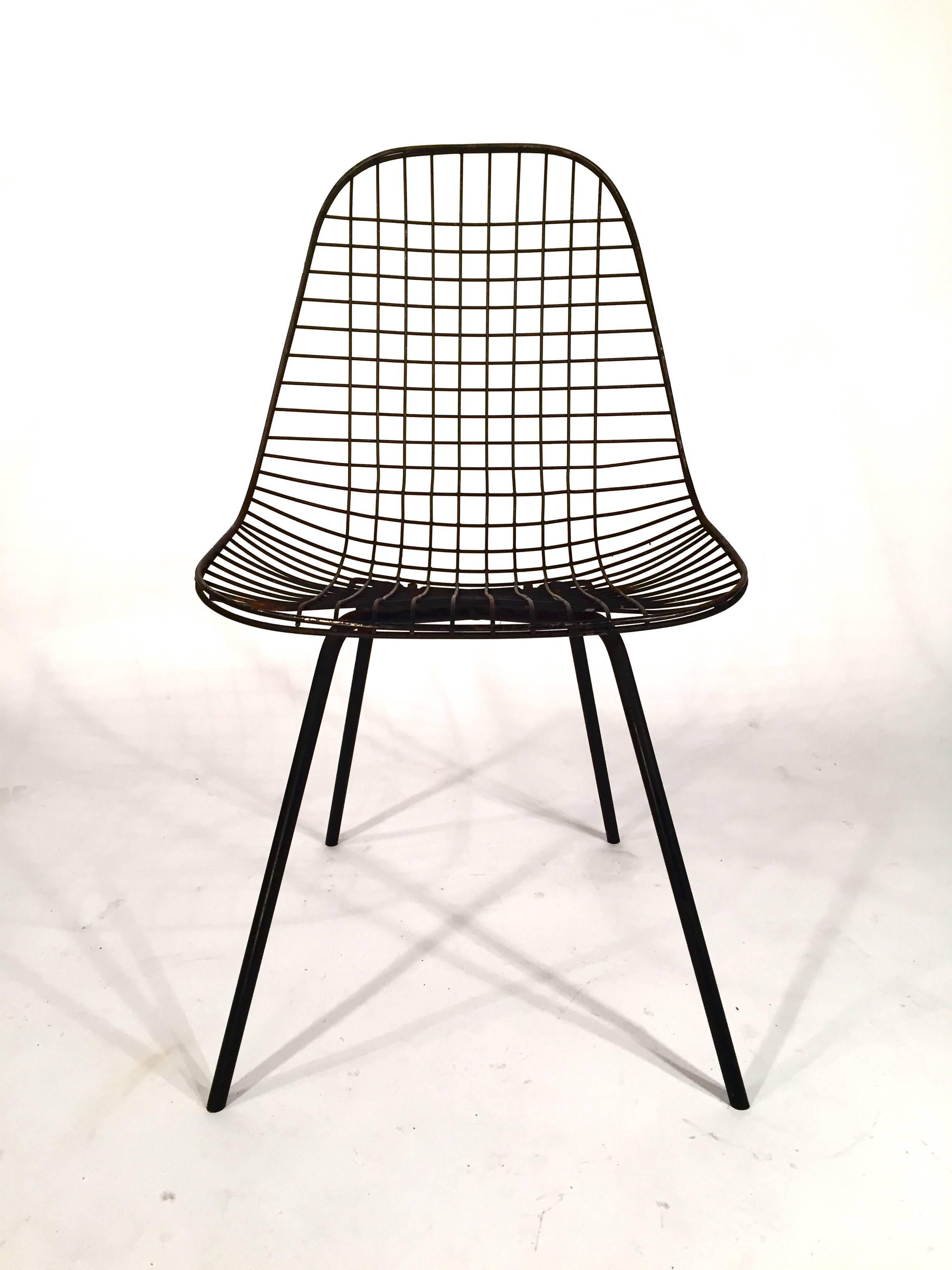 Metal Set of Four Early Charles Eames Wire Chairs, 1950s For Sale