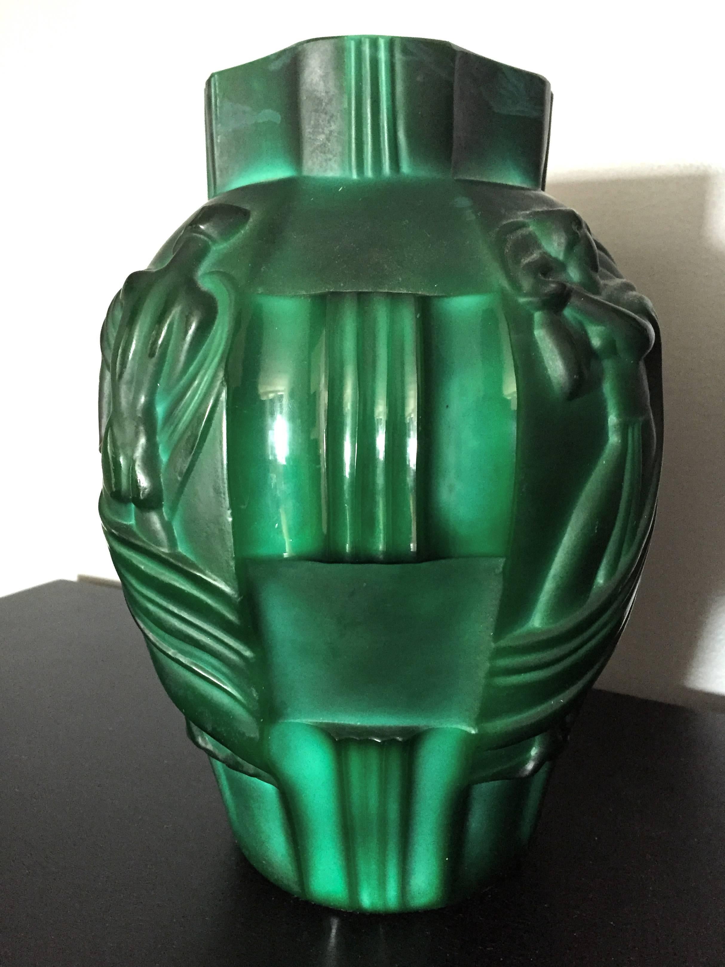 Art Deco Ingrid Malachite Glass Vase by Curt Schlevogt 1