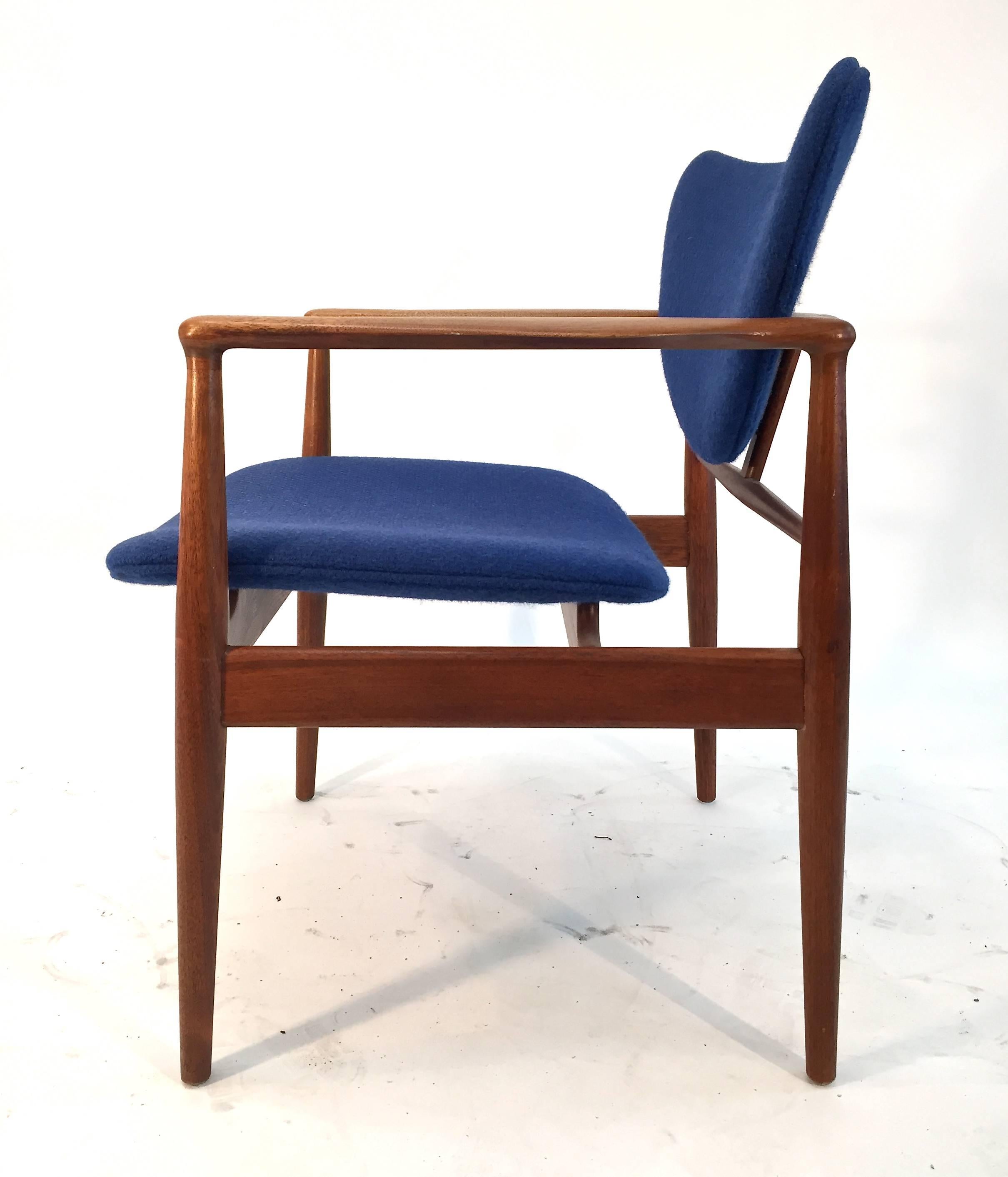 Finn Juhl Model 48 Open Armchair for Baker For Sale 1