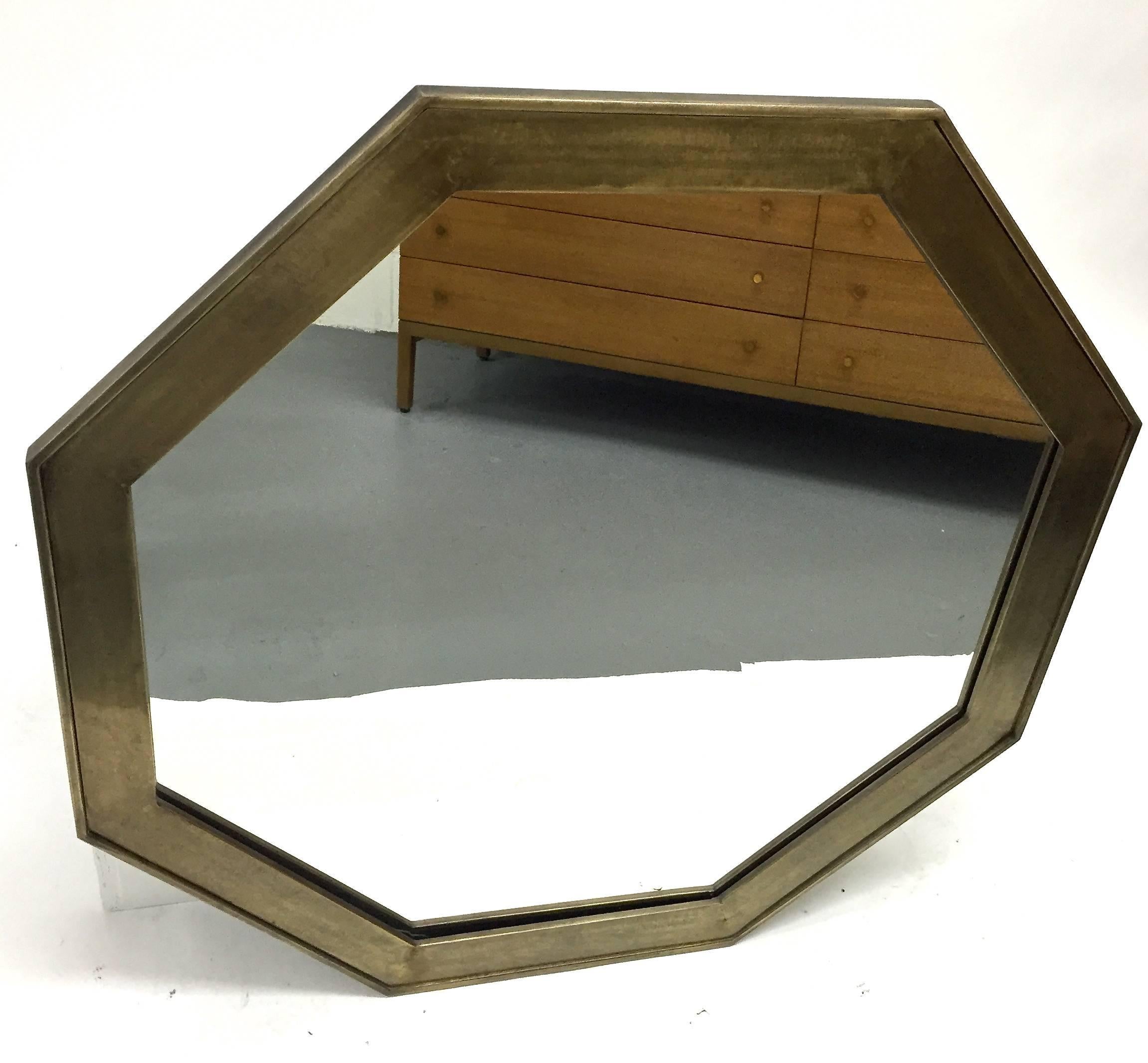 John Widdicomb Octagonal Brass Wall Mirror In Excellent Condition For Sale In Lake Success, NY