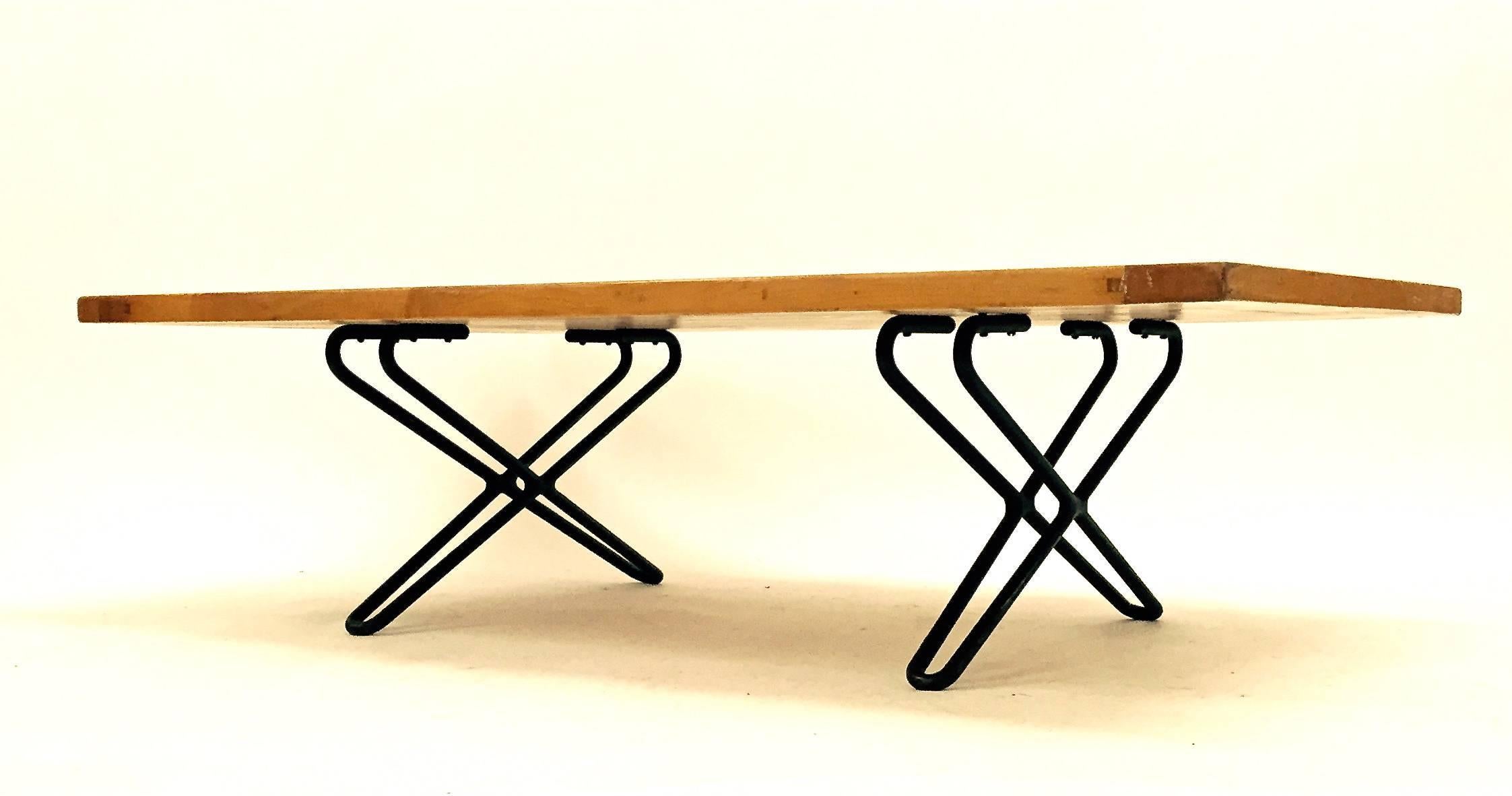 Mid-Century Modern Henry Robert Kann Coffee Table with Sculptural Iron Hairpin Legs, 1950s For Sale