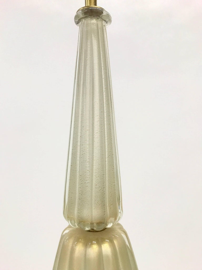 Midcentury Italian Murano Glass Table Lamp In Good Condition For Sale In Lake Success, NY