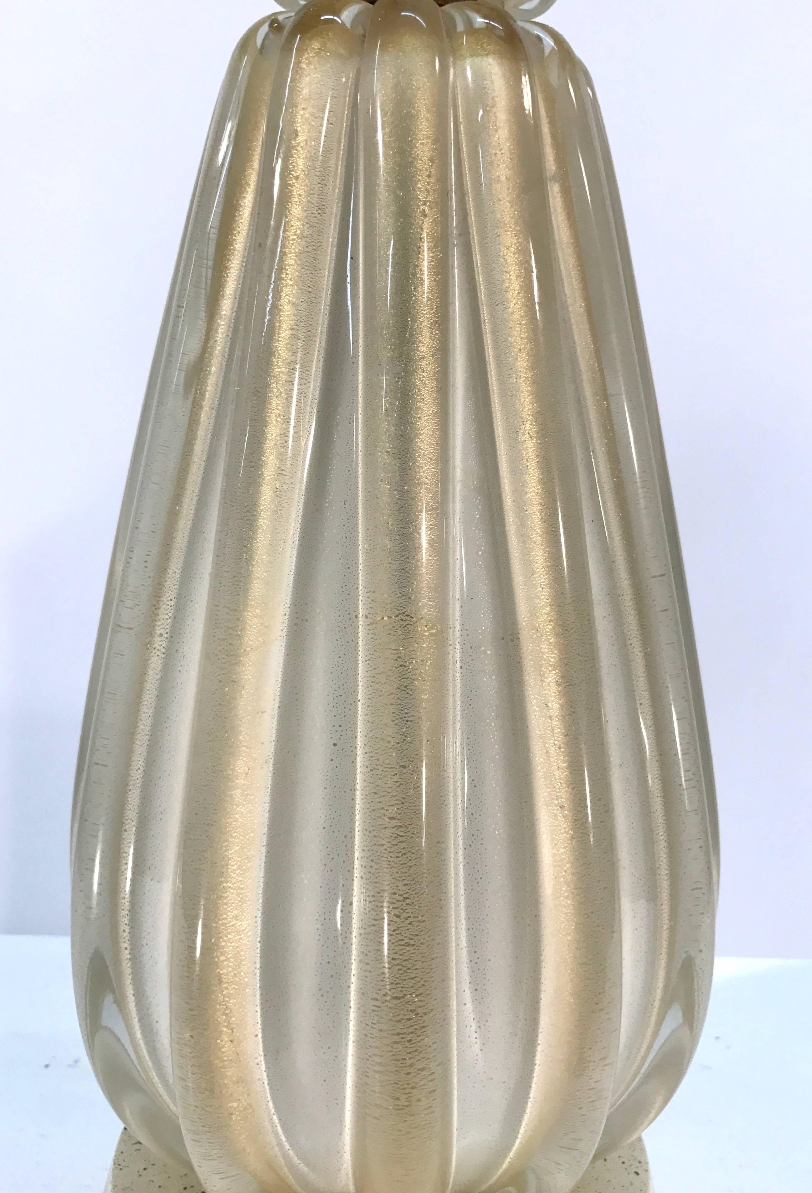 Midcentury Italian Murano Glass Table Lamp For Sale 2
