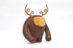 Hermanos Calavera Conquistador in noce oliato di Miguel & Ilse Silva per Wooda