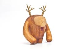 Hermanos Calavera Diablo in mogano oliato di Miguel e Ilse Silva per Wooda