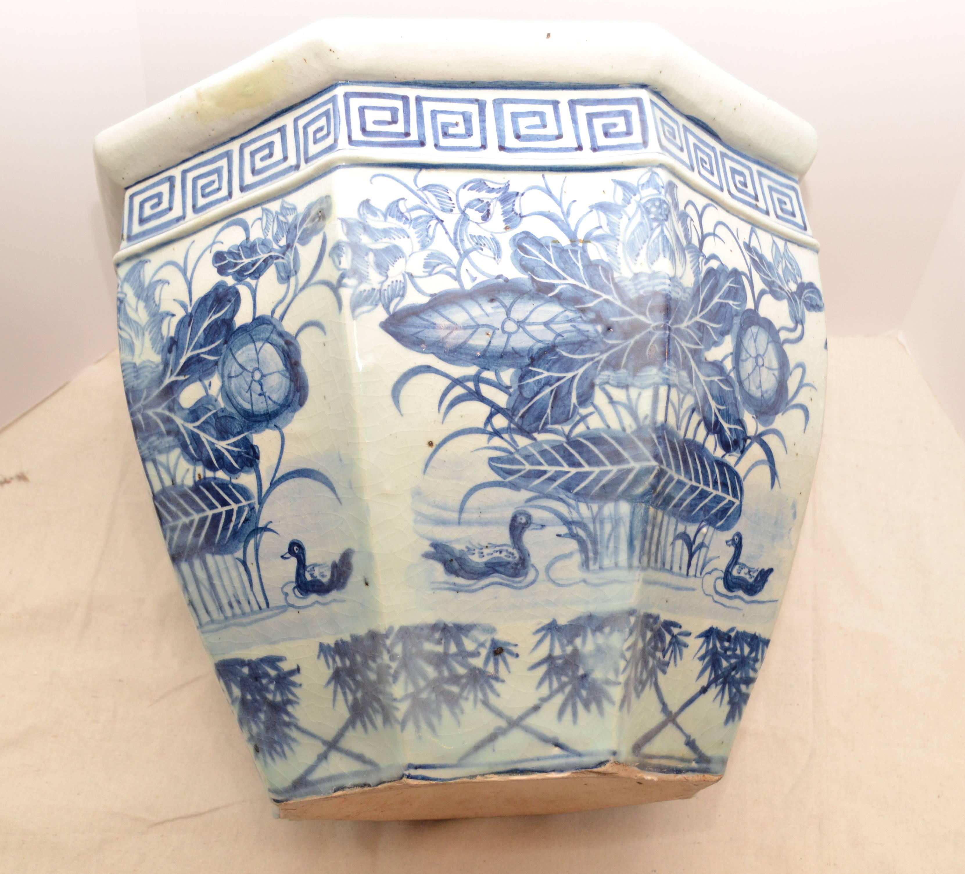 20th Century Pair of Blue and White Chinese Fish Bowls For Sale