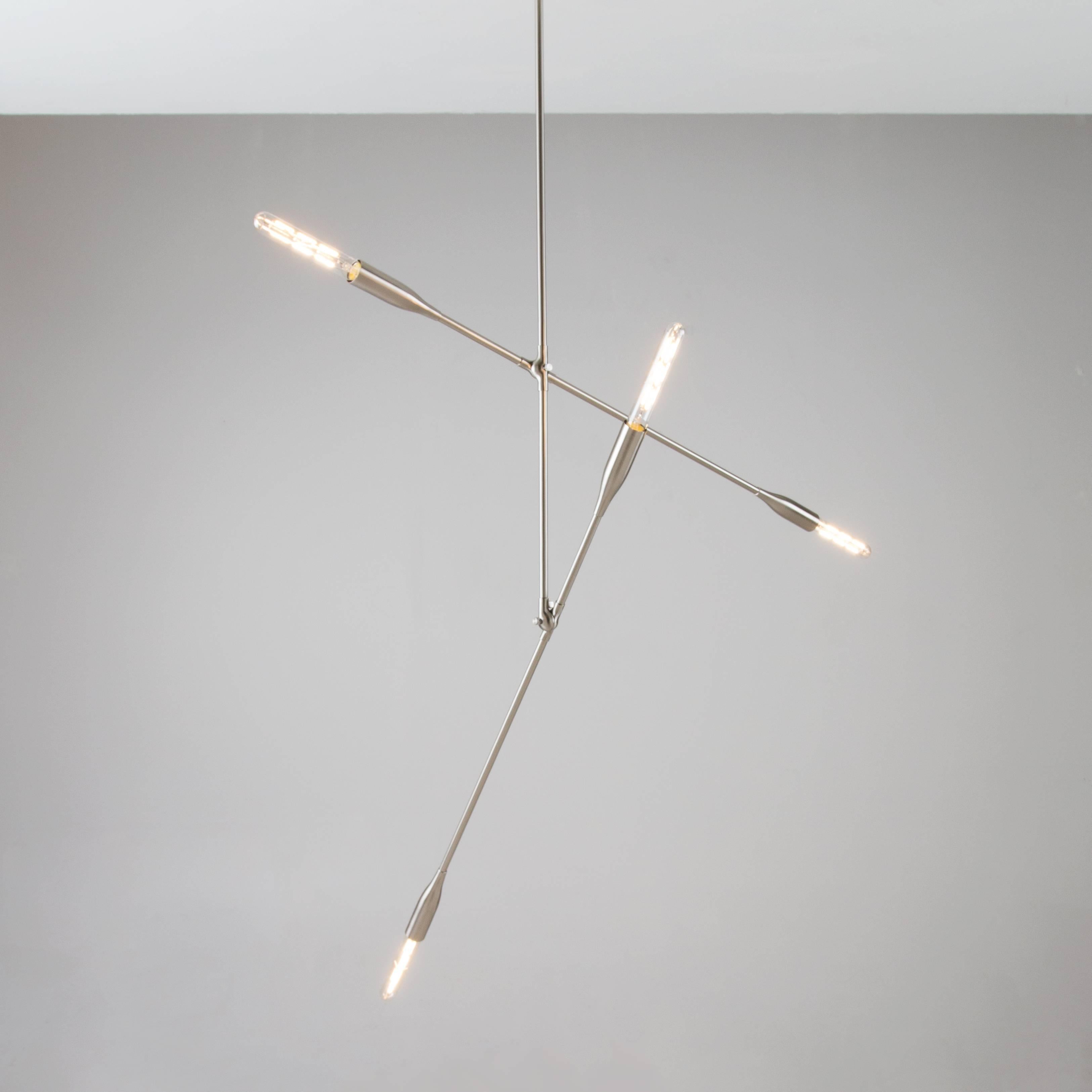 Lampe à deux bras Sorenthia, suspension contemporaine faite sur-mesure par le Studio Dunn Neuf - En vente à Rumford, RI
