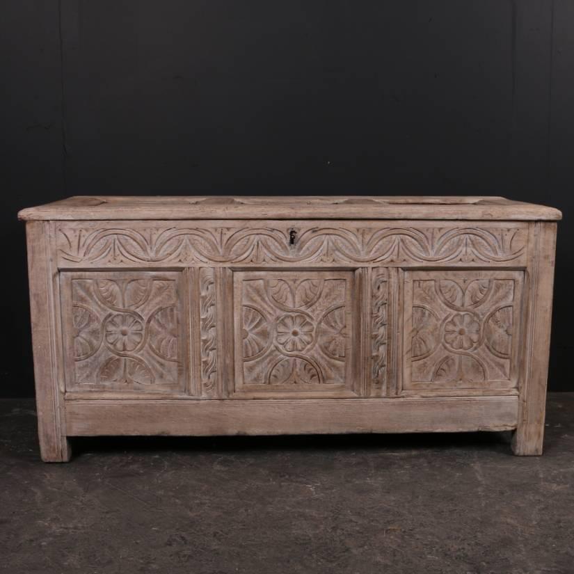 Late 17th century bleached and carved oak coffer, 1680

   

Dimensions
45.5 inches (116 cms) wide
19.5 inches (50 cms) deep
22 inches (56 cms) high.