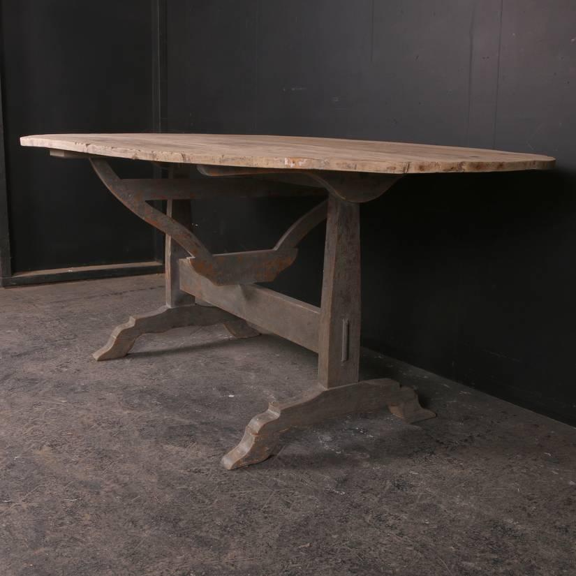 Large 19th century French oval wine tasting table, 1840.

Dimensions:
77 inches (196 cms) wide
46.5 inches (118 cms) deep
30 inches (76 cms) high.

             